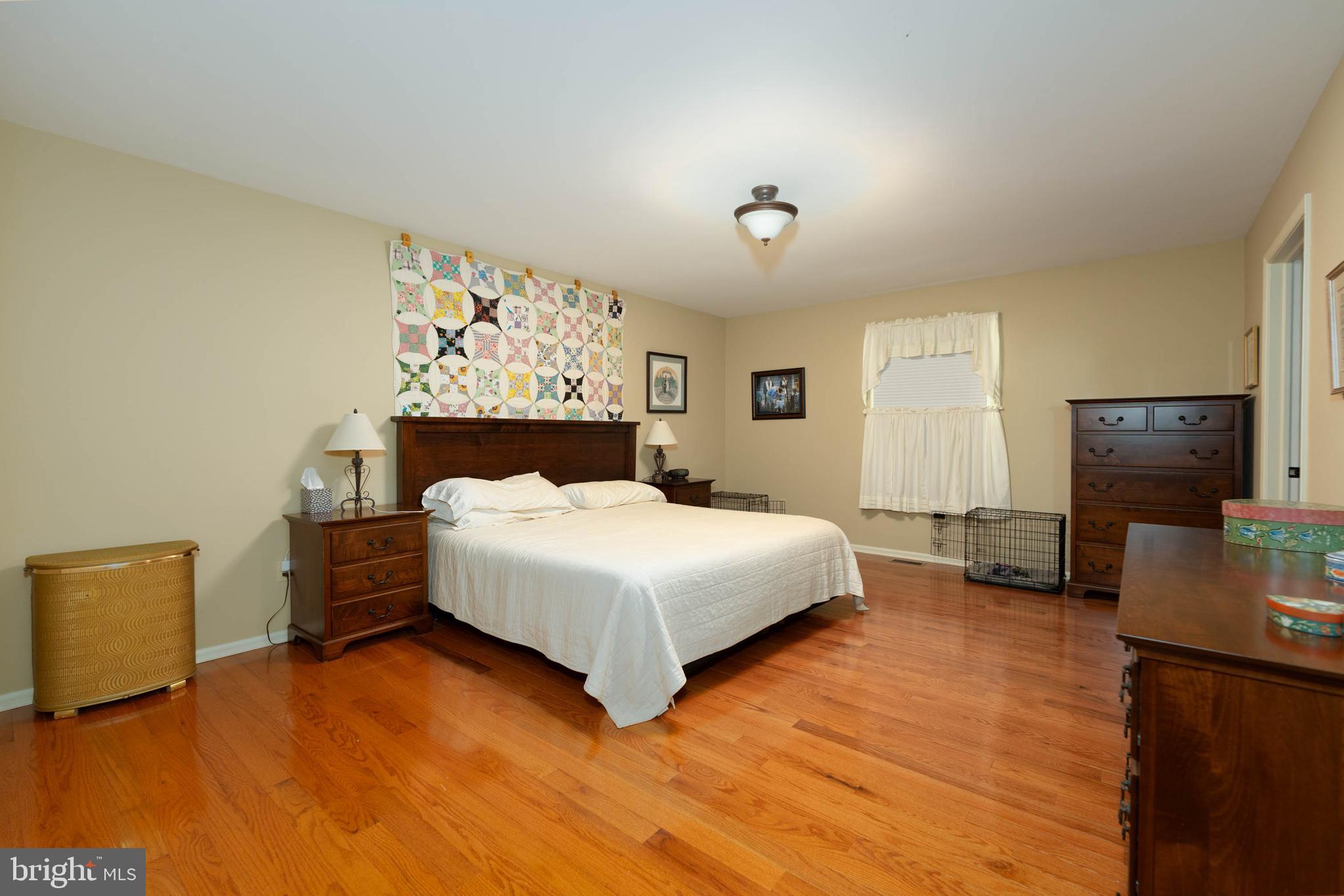 HICKORY HILL ESTATES - Residential