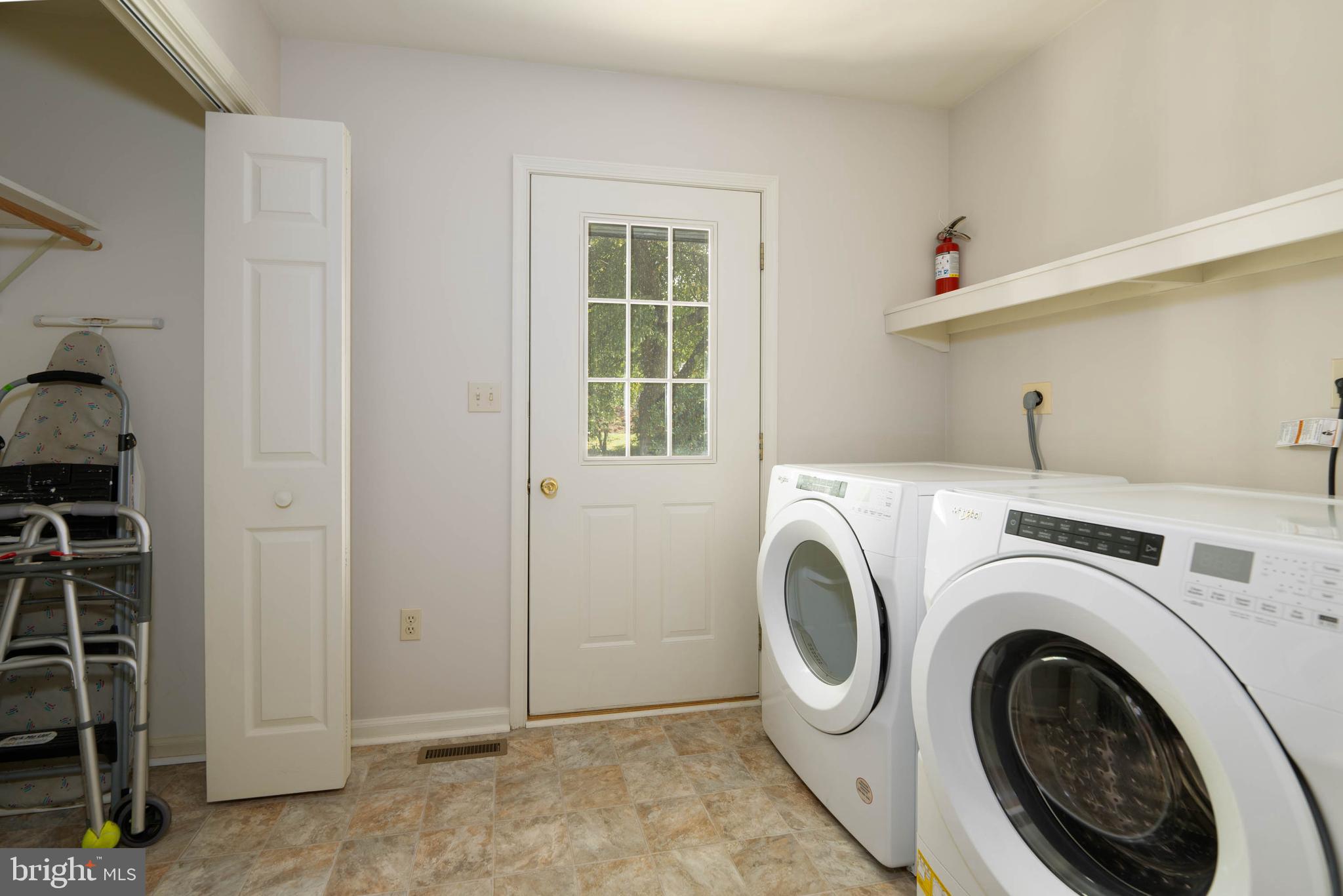 HICKORY HILL ESTATES - Residential