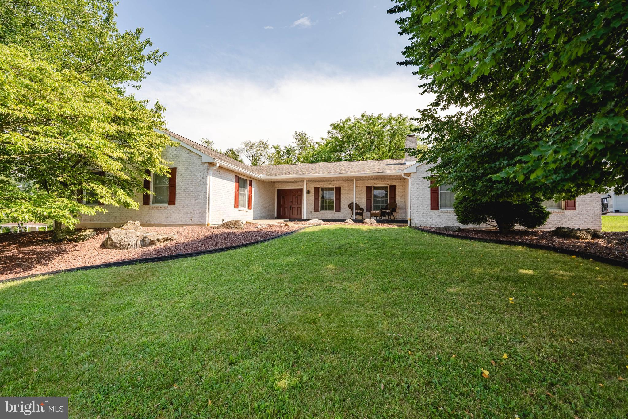 HICKORY HILL ESTATES - Residential