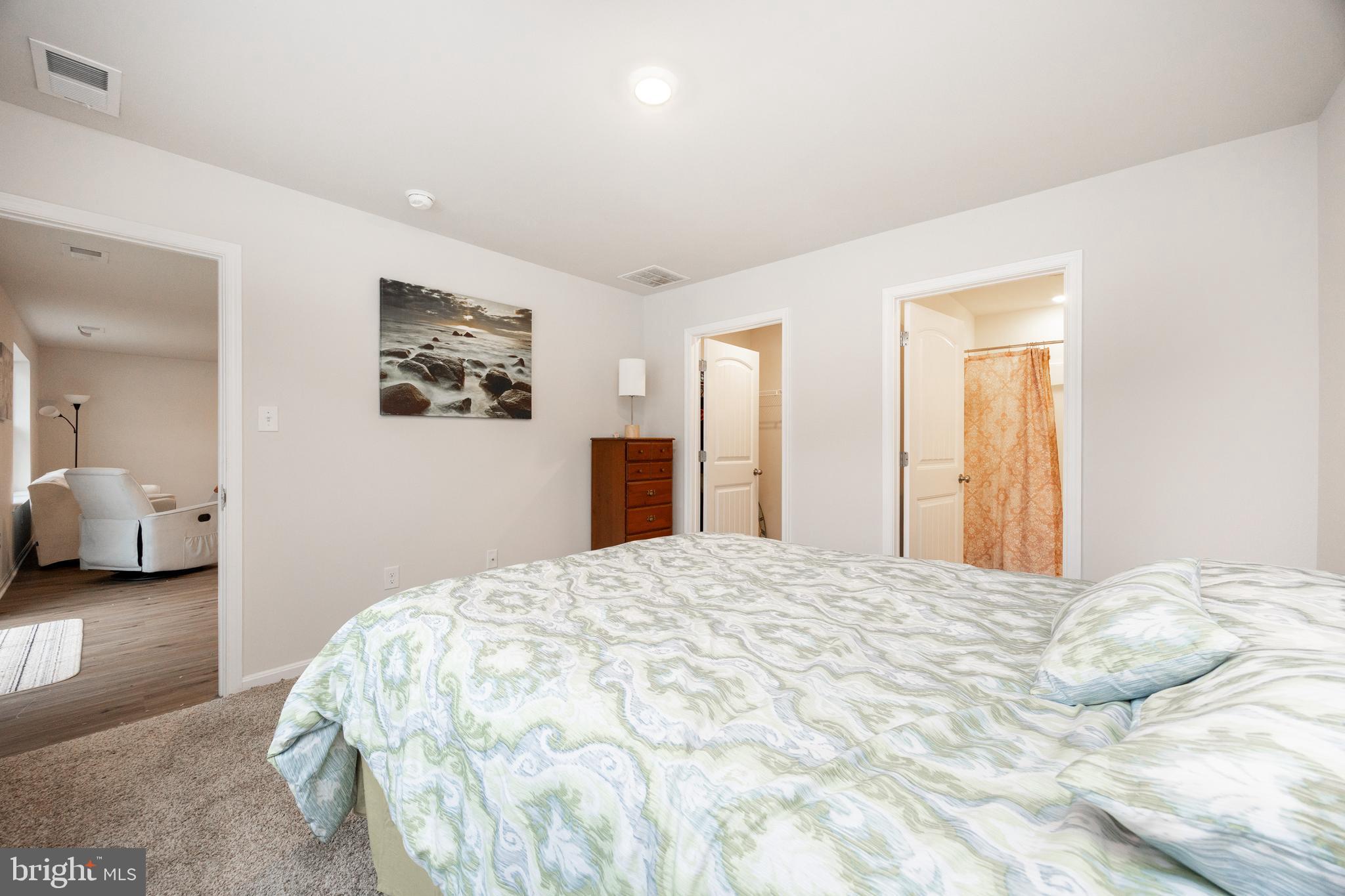 BERGMONT WOODS - Residential