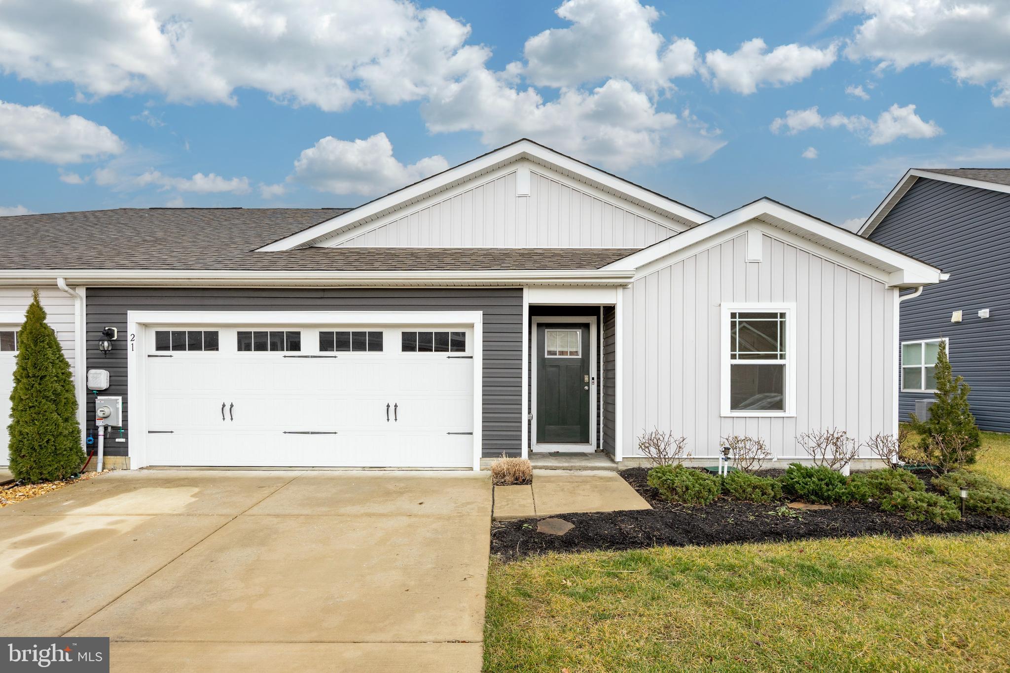 BERGMONT WOODS - Residential