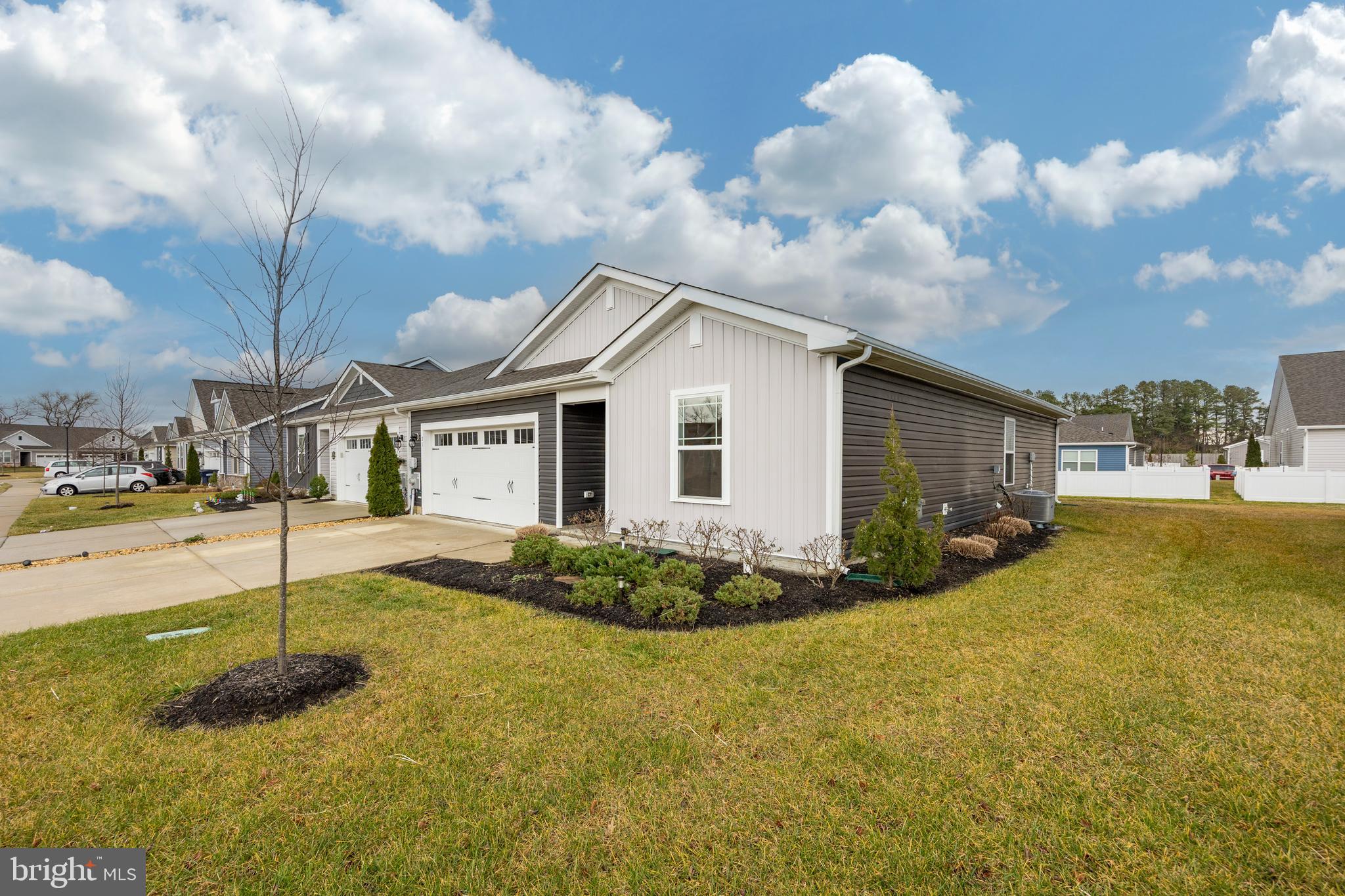 BERGMONT WOODS - Residential