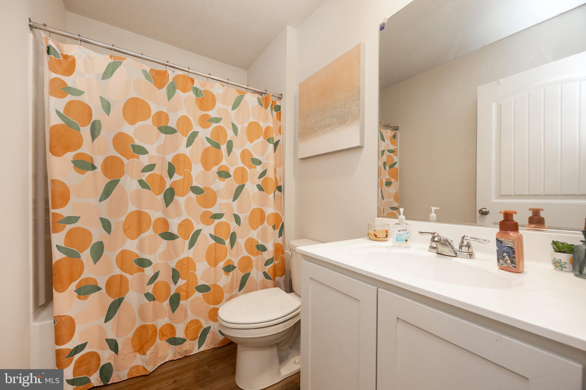 BERGMONT WOODS - Residential