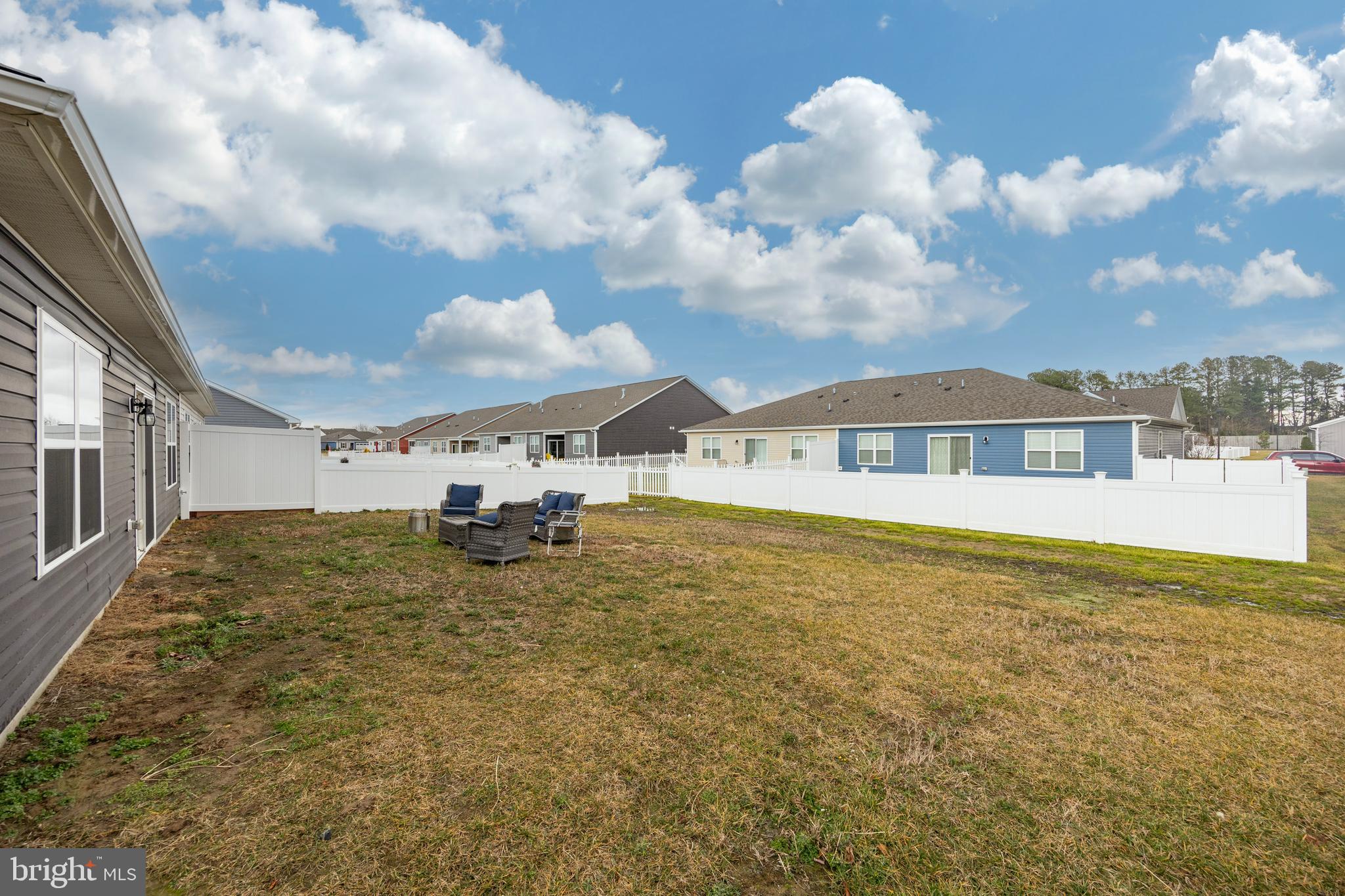 BERGMONT WOODS - Residential