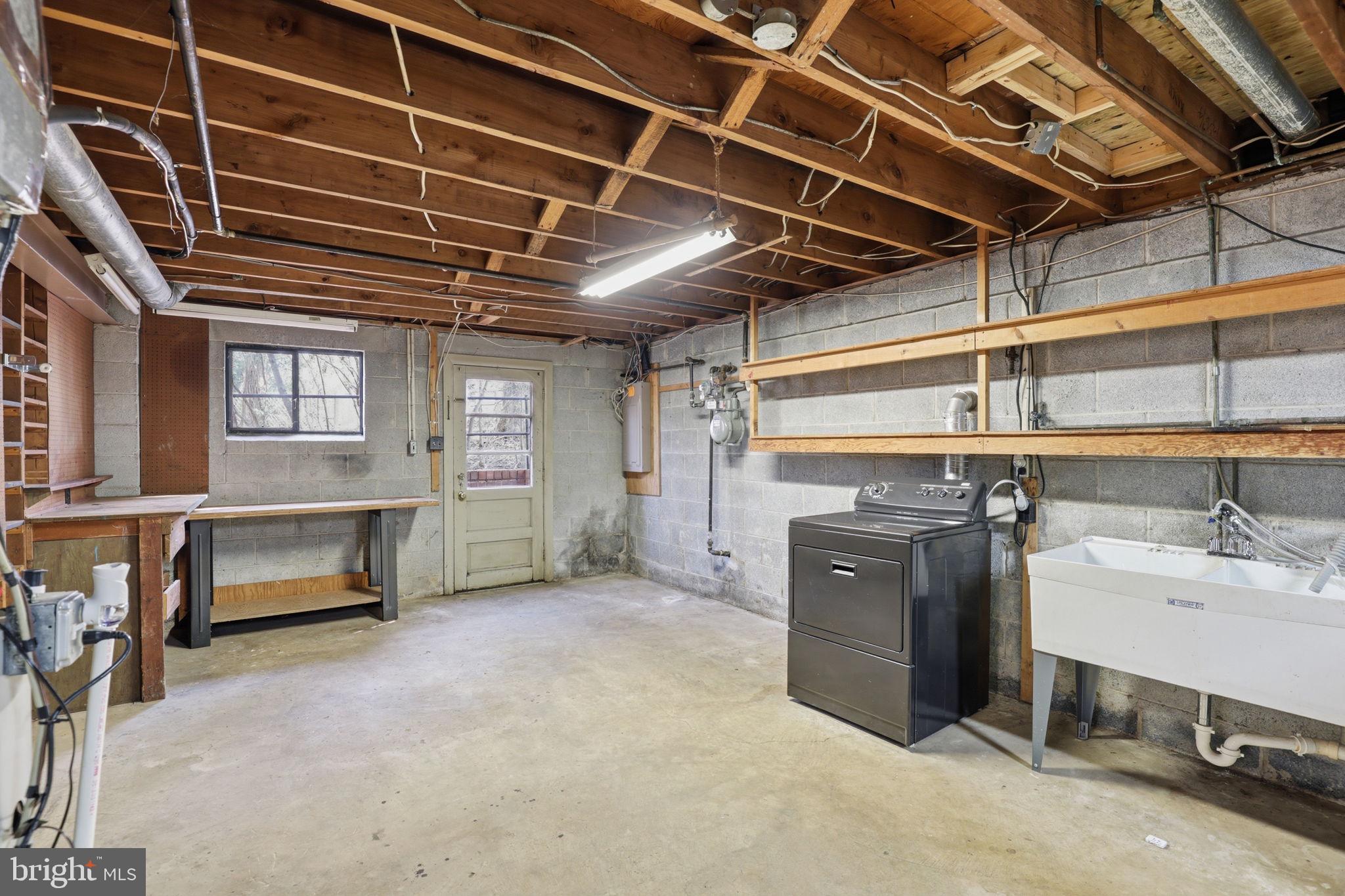 KENWOOD - Residential