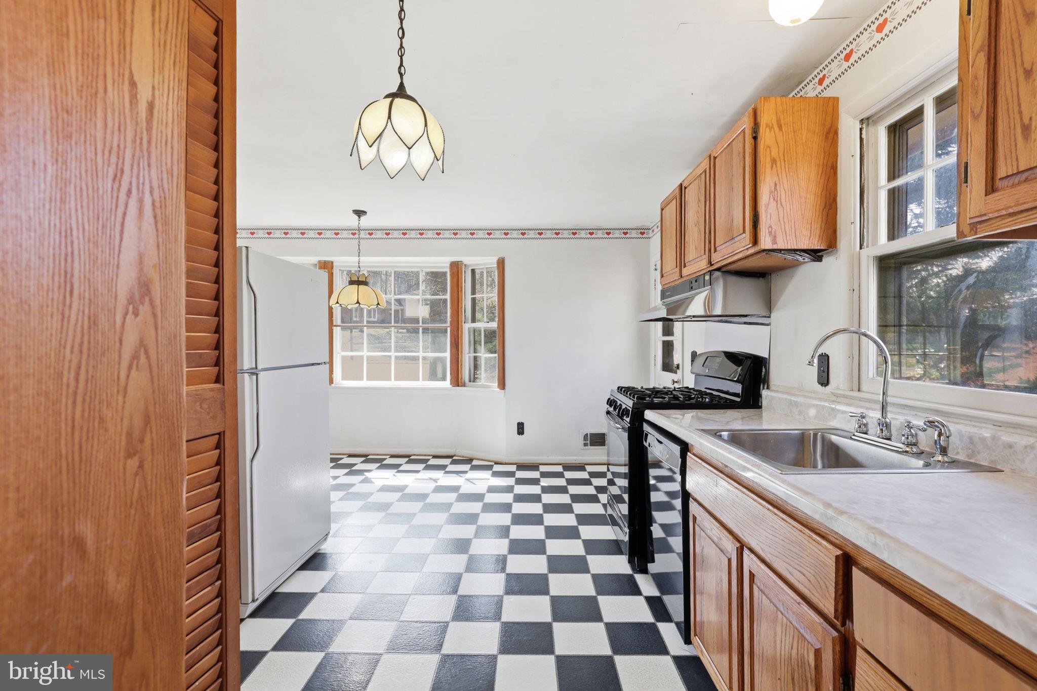 KENWOOD - Residential