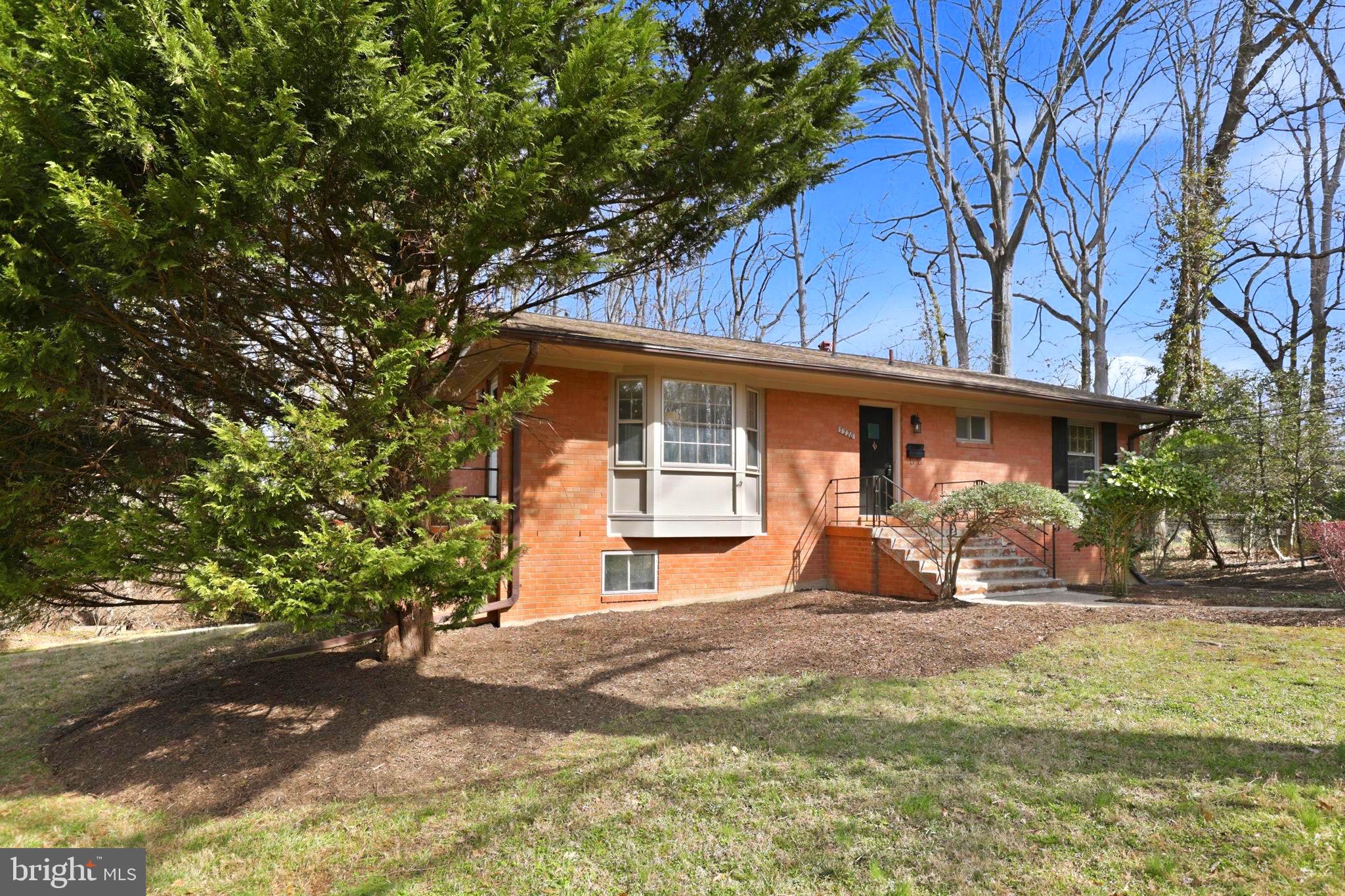 7220 BROOKCREST PLACE