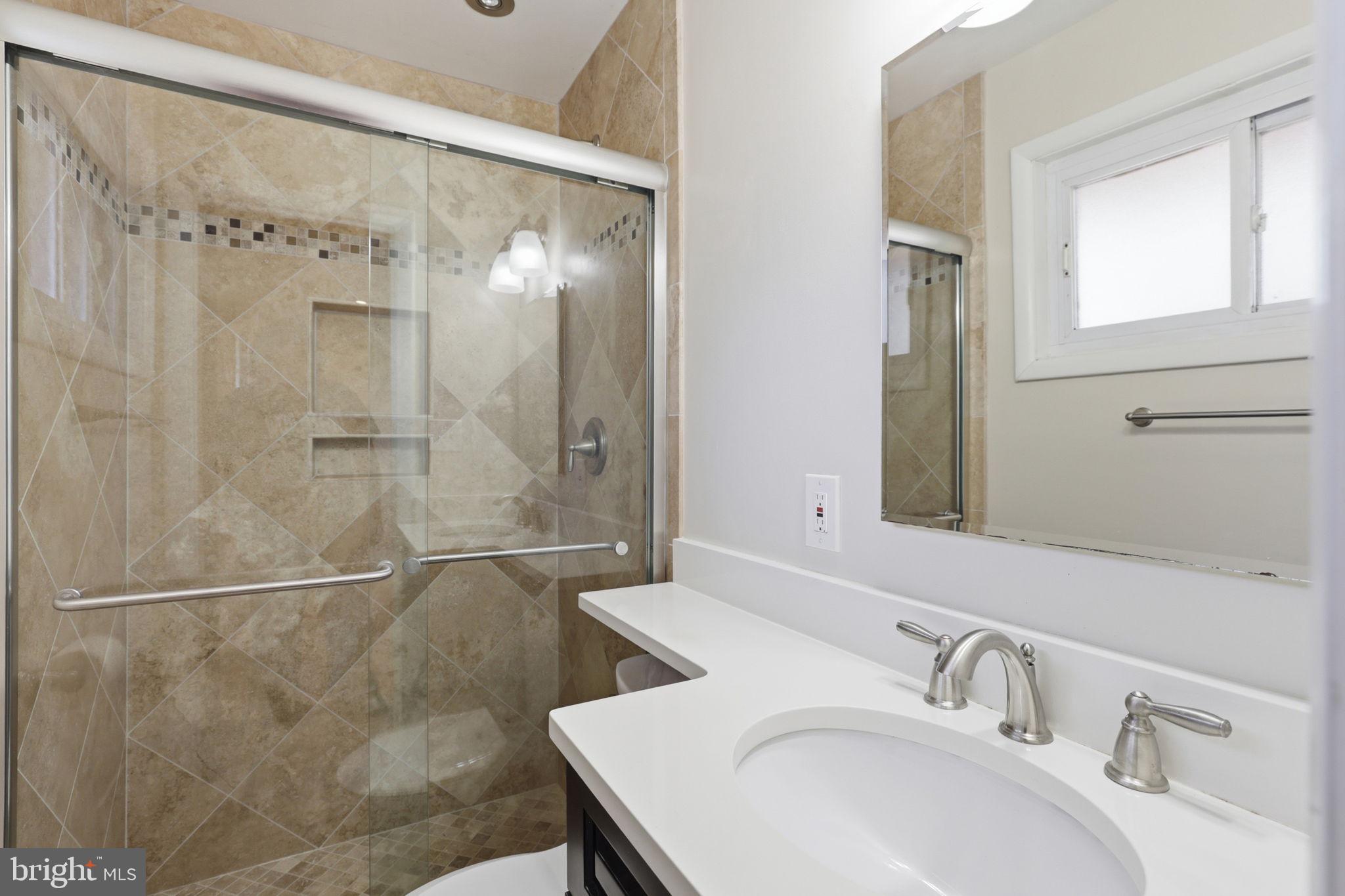 KENWOOD - Residential