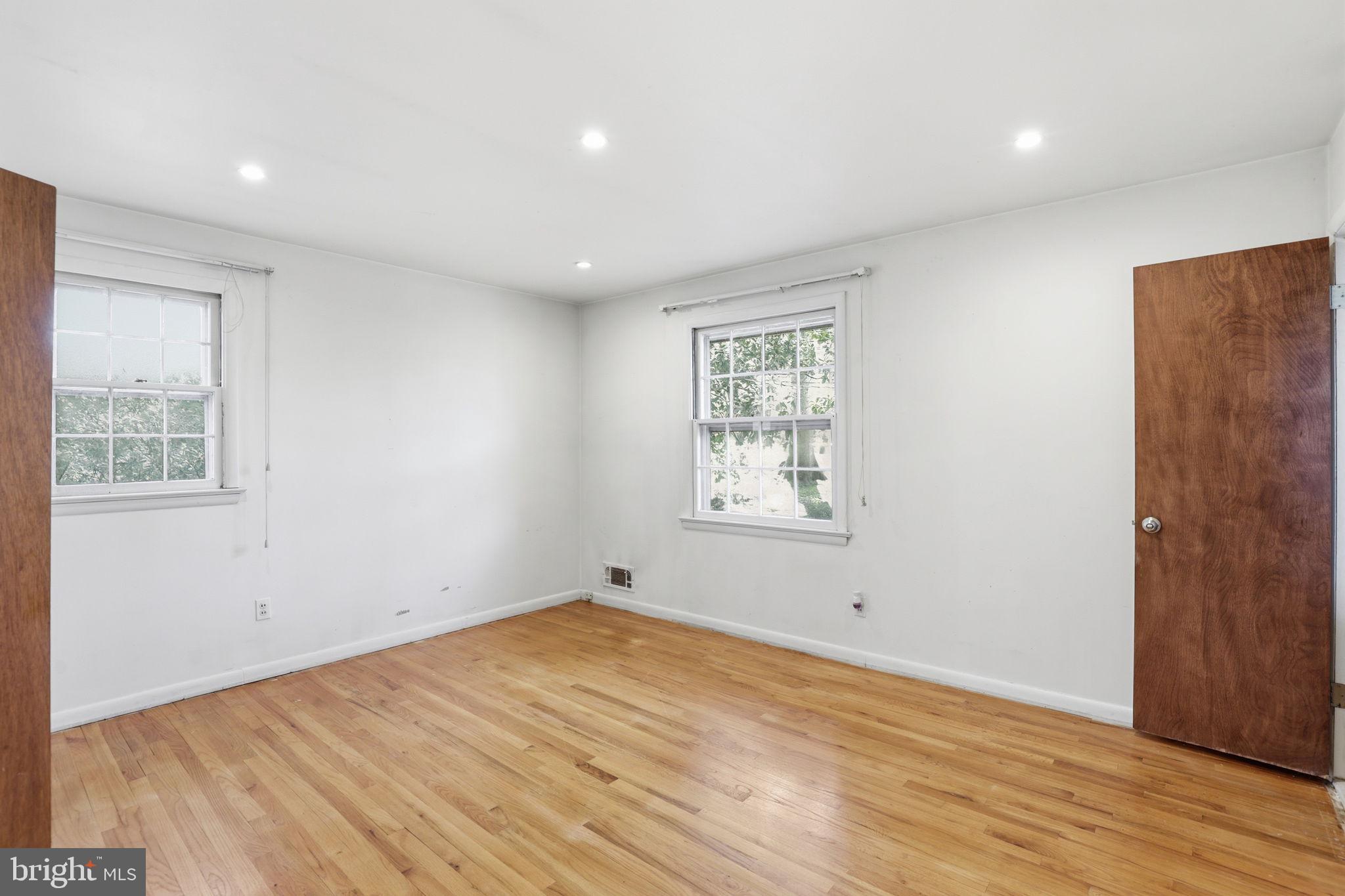 KENWOOD - Residential