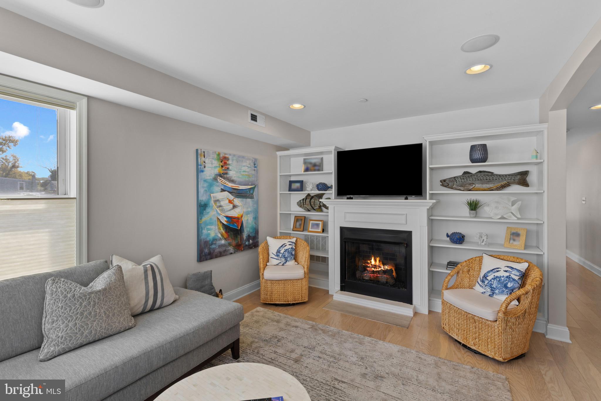 624 SECOND STREET