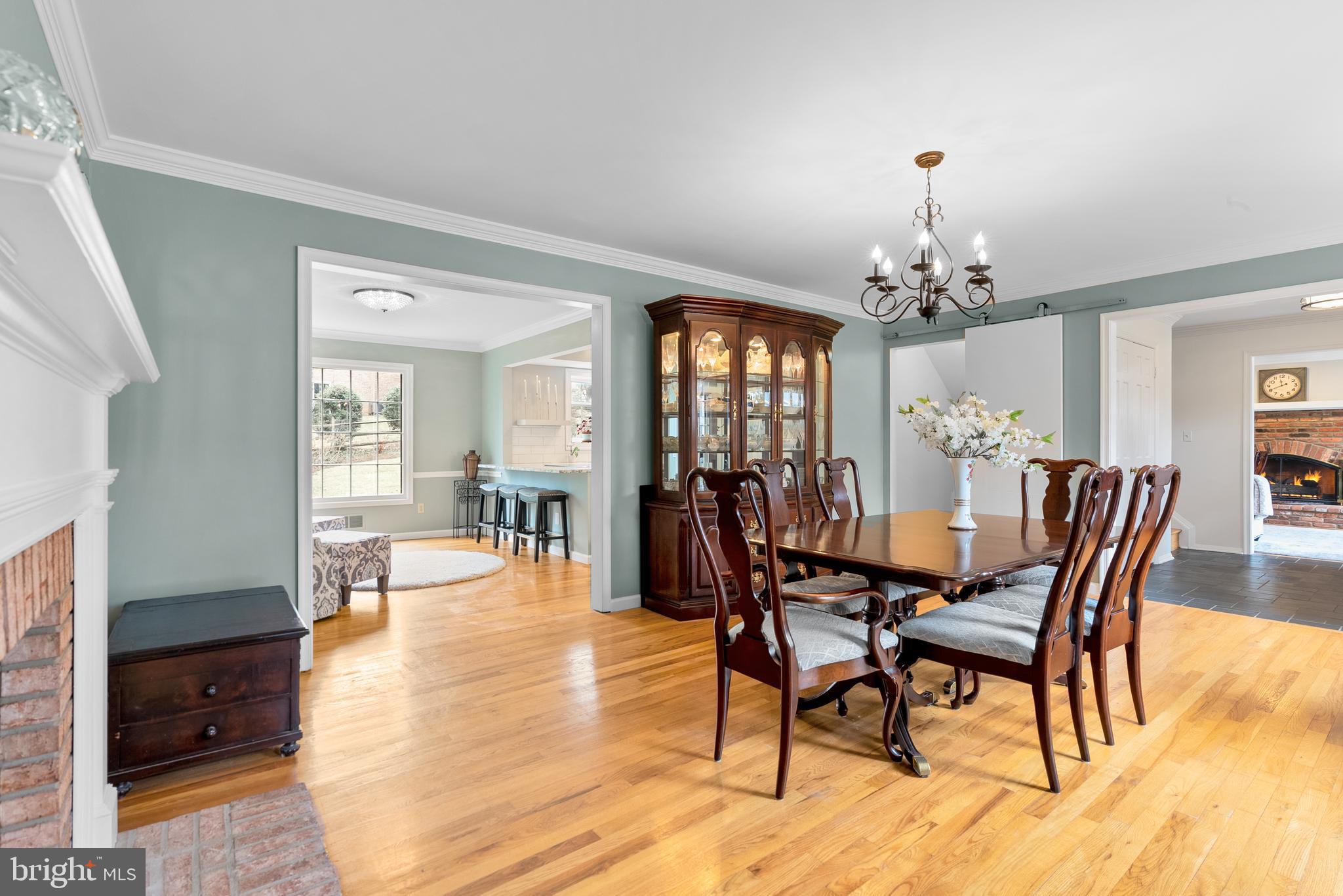 FOX HILLS - Residential