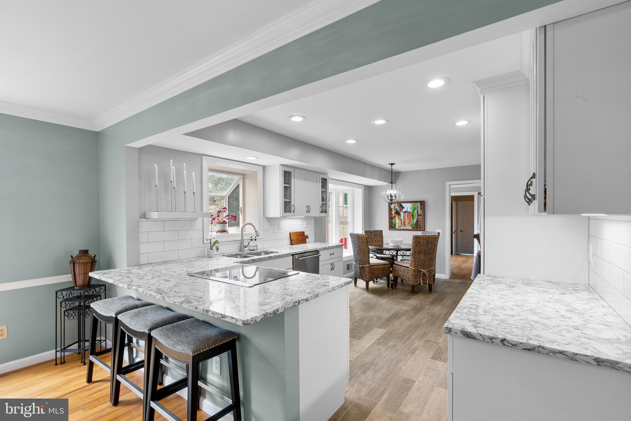 FOX HILLS - Residential