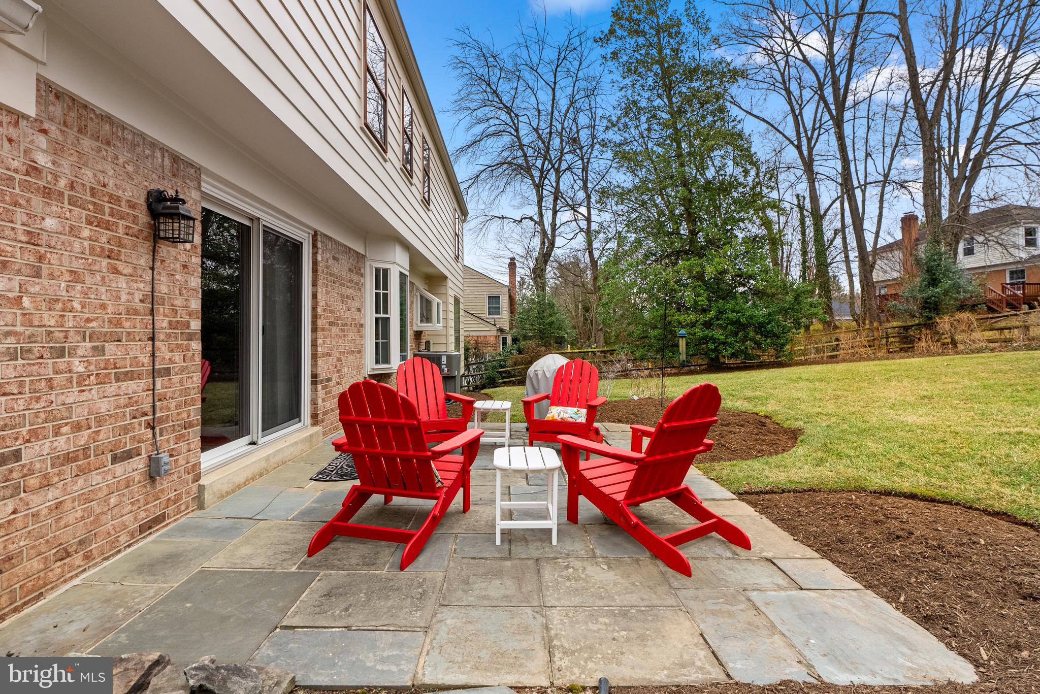 FOX HILLS - Residential