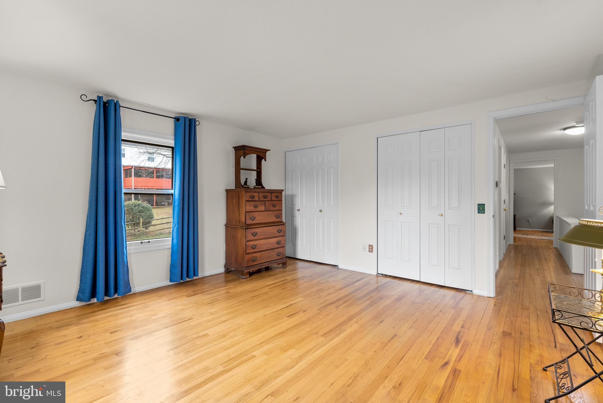 FOX HILLS - Residential