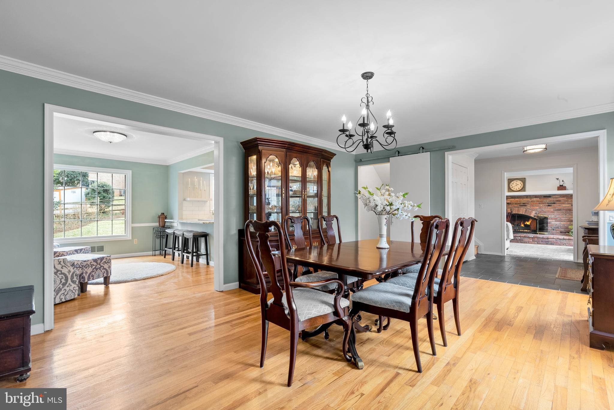 FOX HILLS - Residential