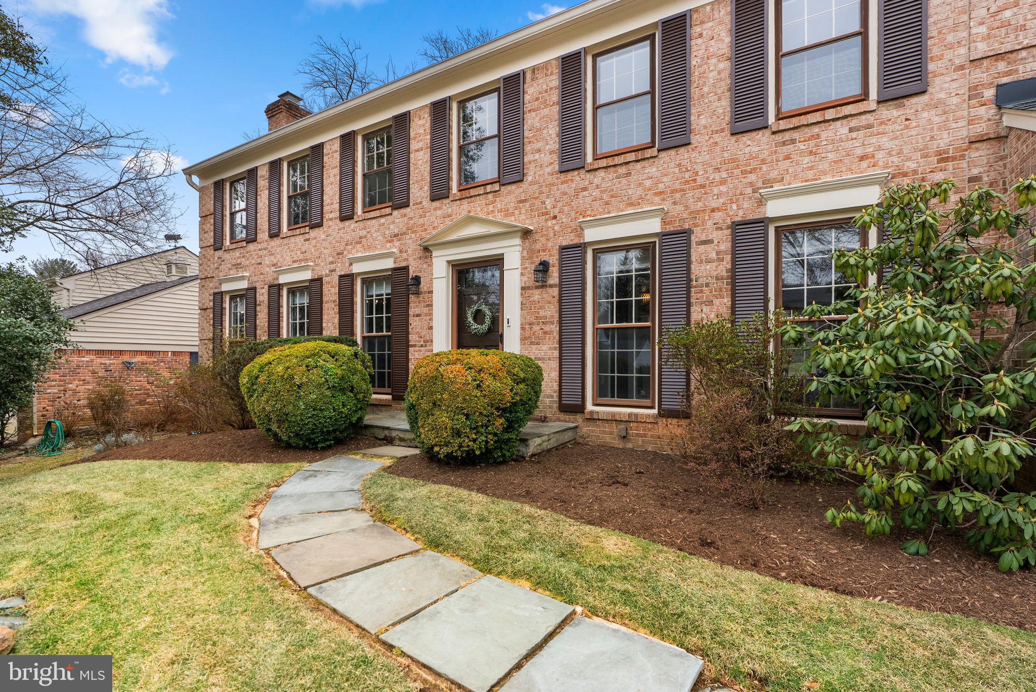 FOX HILLS - Residential