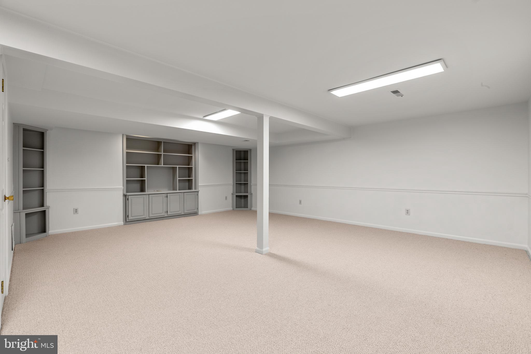 FOX HILLS - Residential