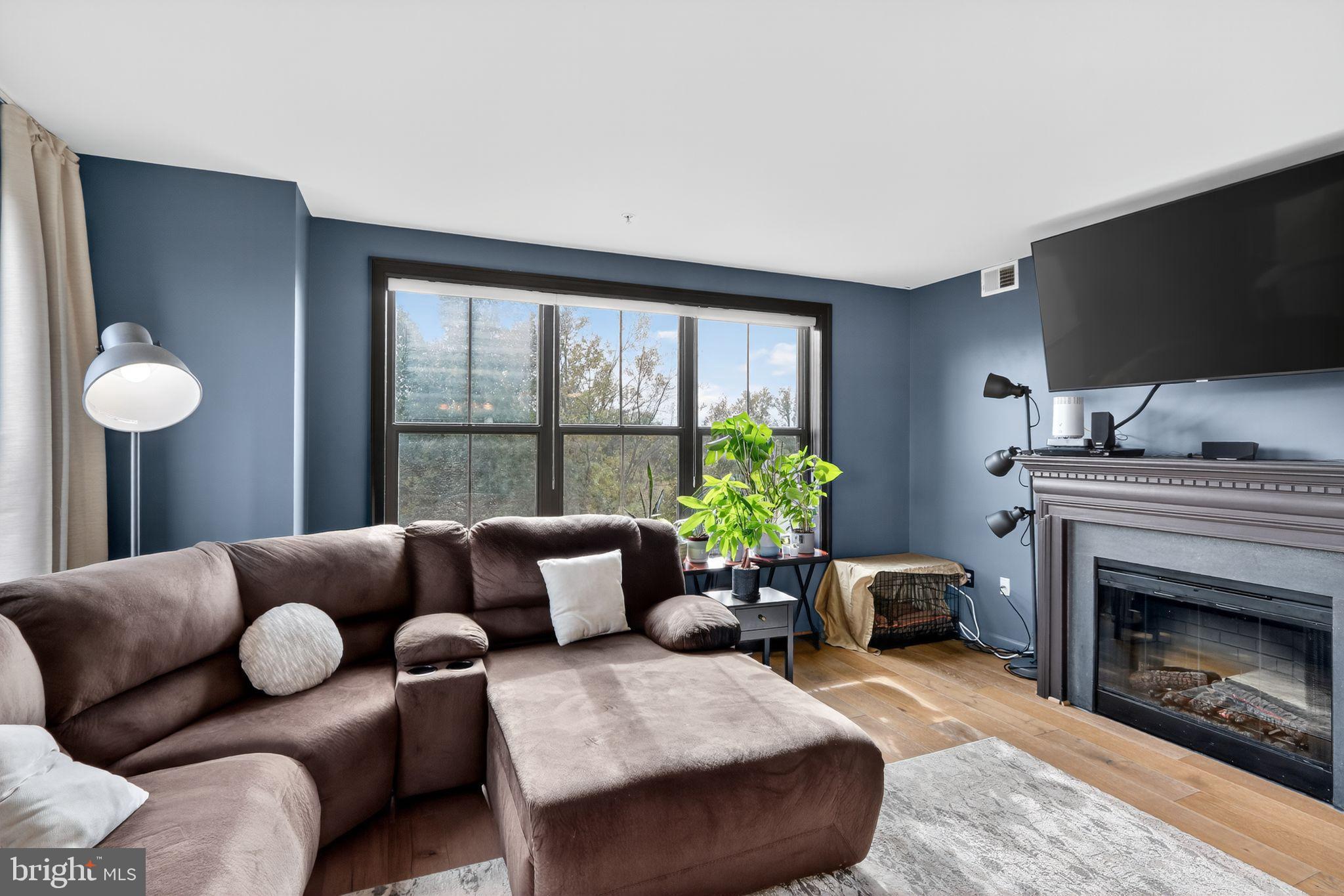 485 HARBOR SIDE STREET 407