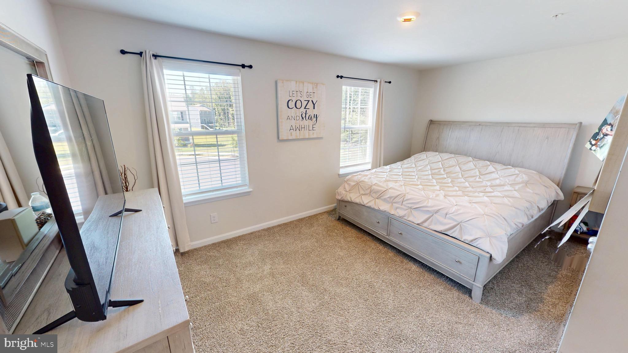 PINEGROVE - Residential