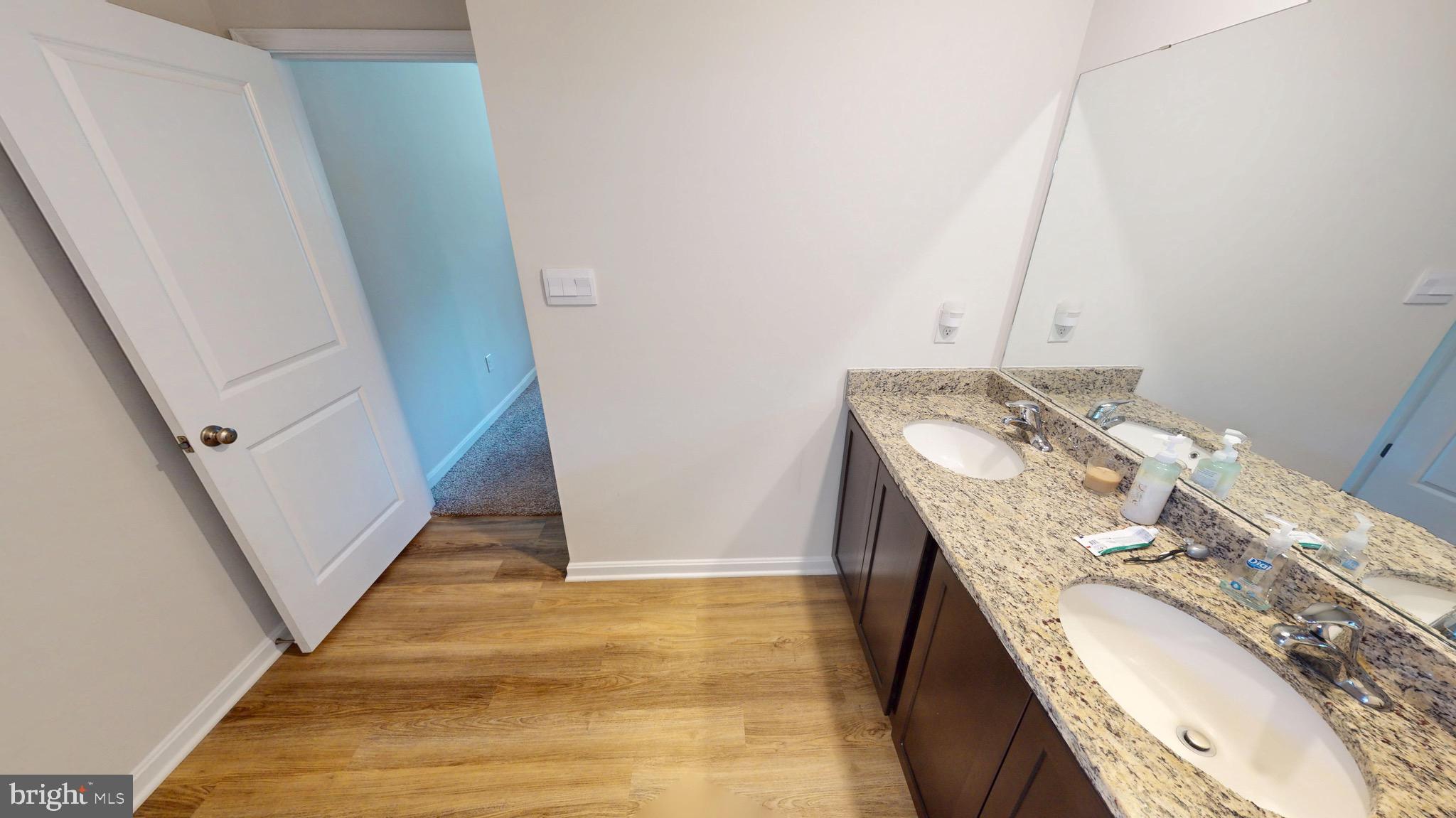 PINEGROVE - Residential