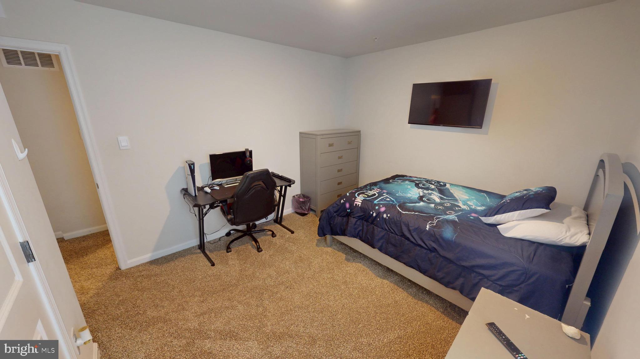 PINEGROVE - Residential