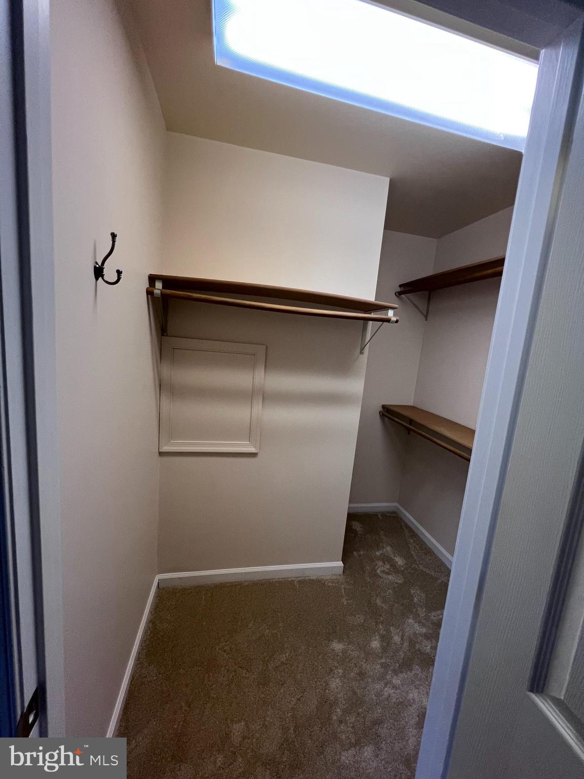 NORTH GATE TOWNE HOMES - Residential Lease