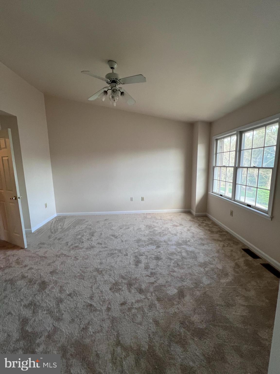 NORTH GATE TOWNE HOMES - Residential Lease