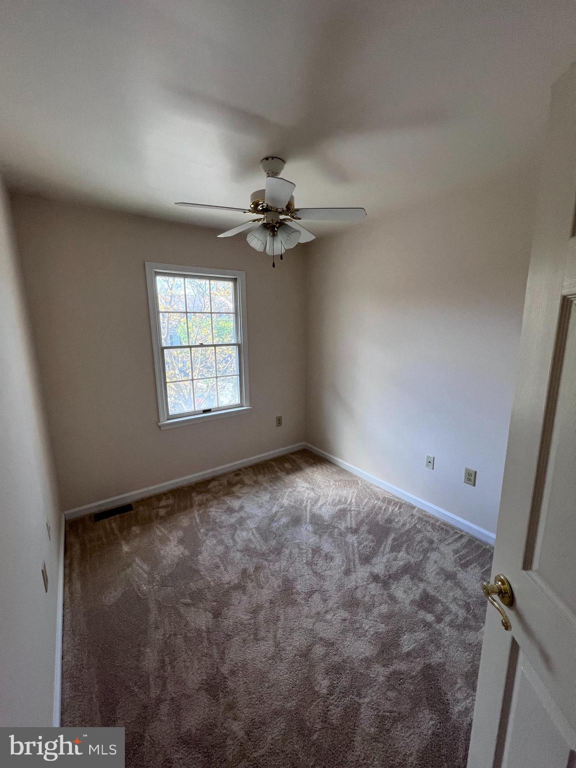 NORTH GATE TOWNE HOMES - Residential Lease