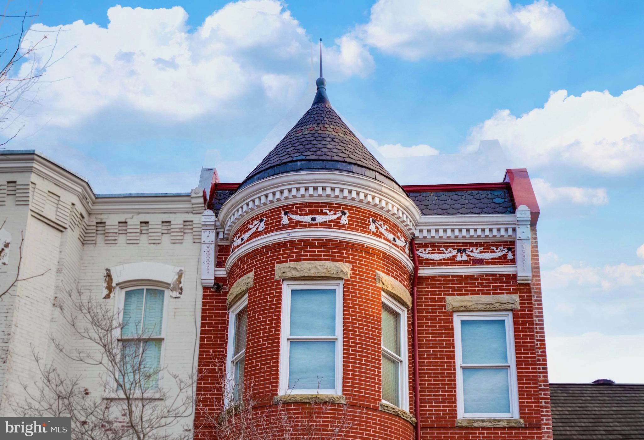 CAPITOL HILL - Residential