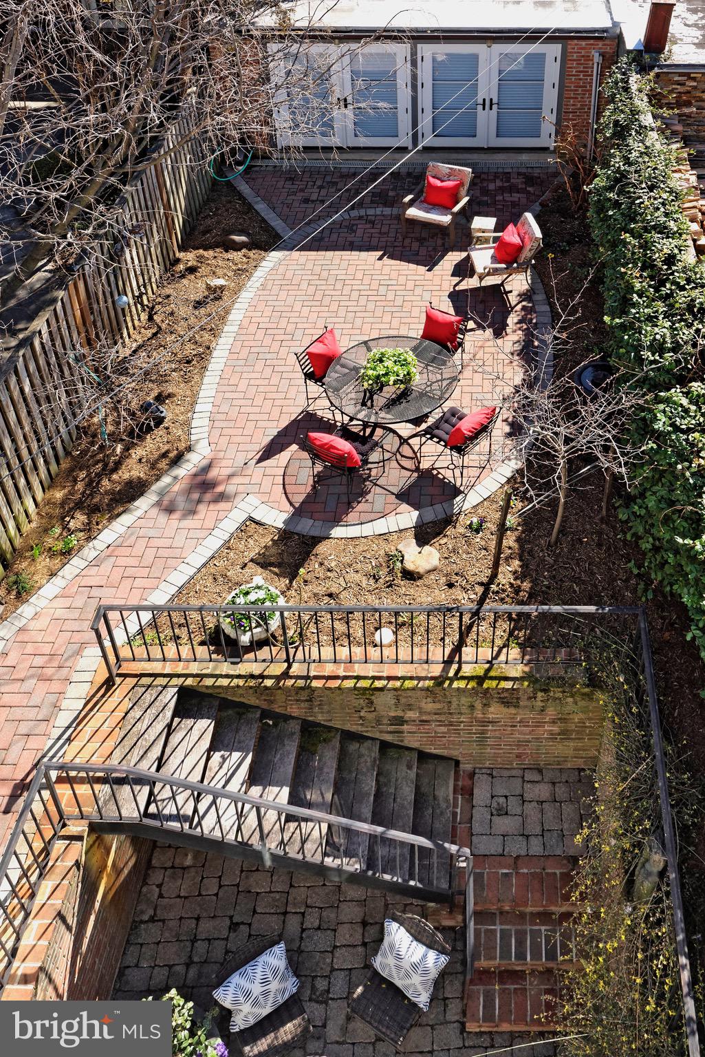 CAPITOL HILL - Residential