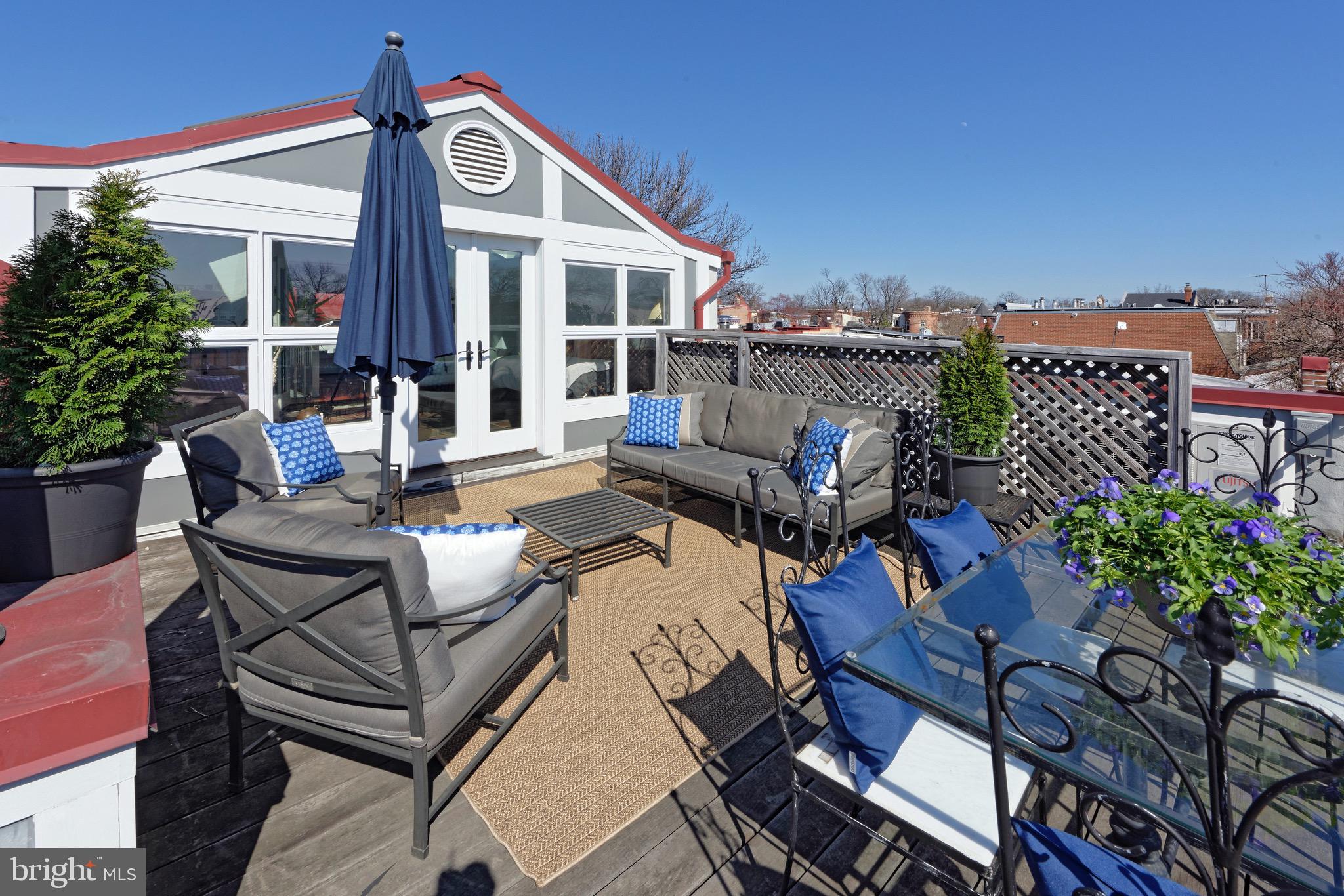 CAPITOL HILL - Residential