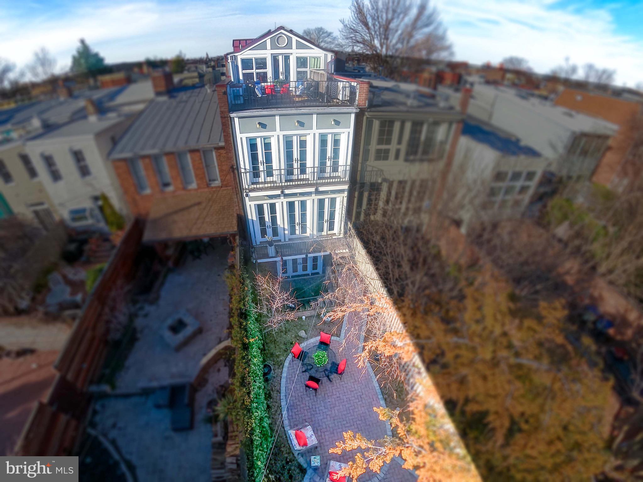 CAPITOL HILL - Residential