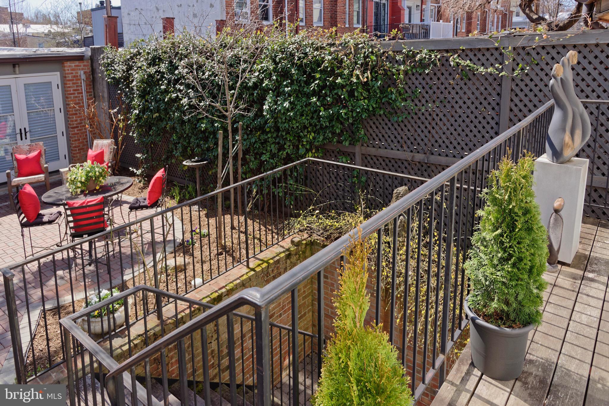 CAPITOL HILL - Residential