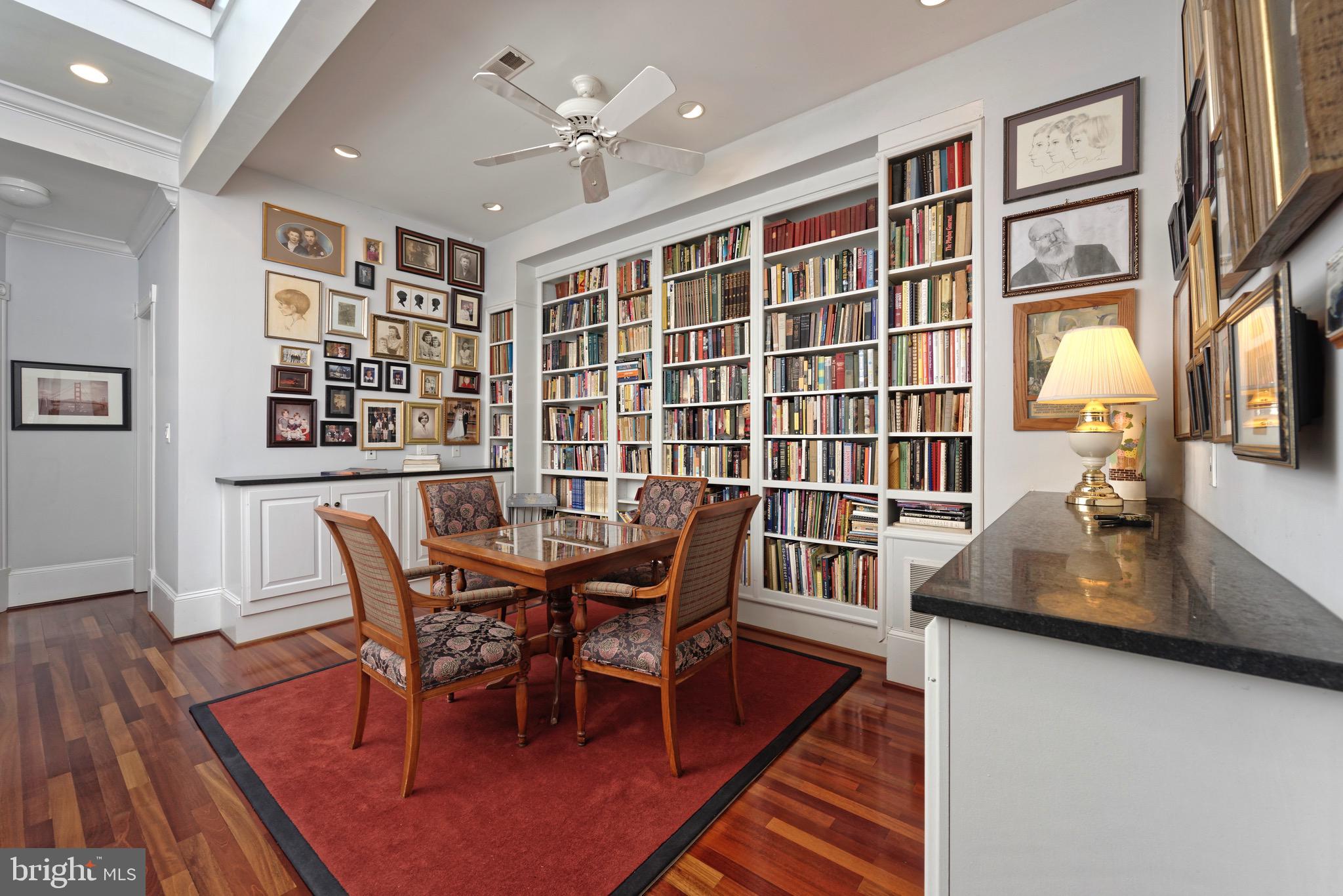 CAPITOL HILL - Residential