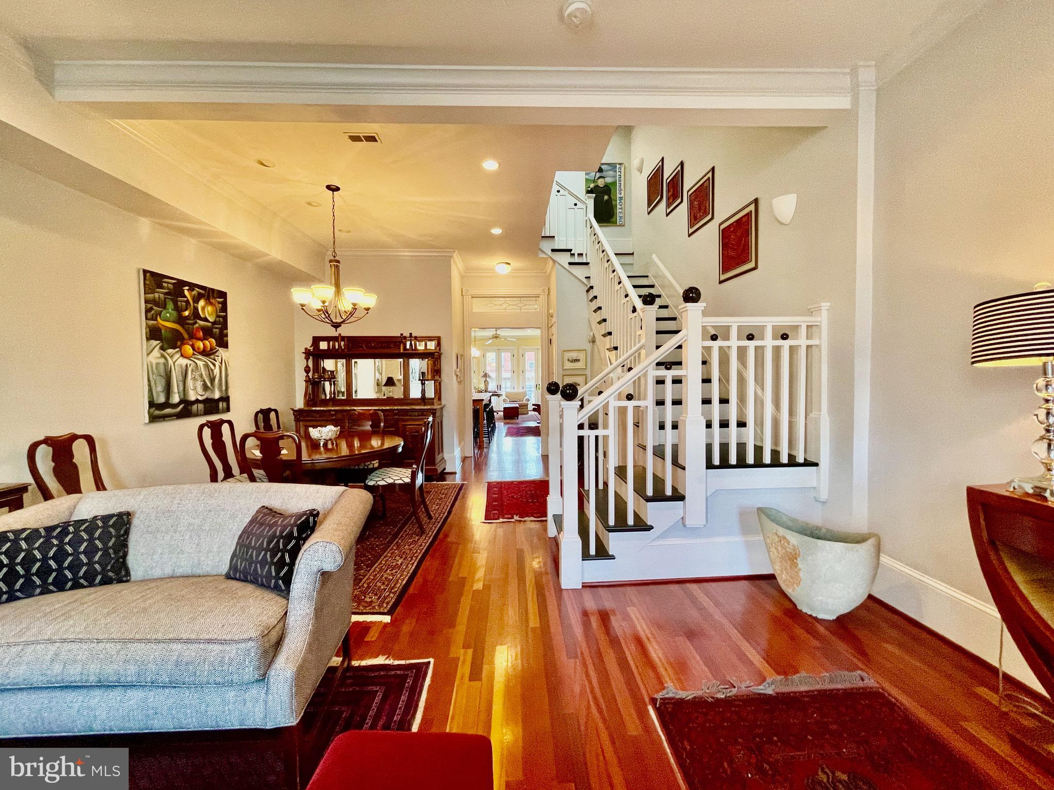CAPITOL HILL - Residential