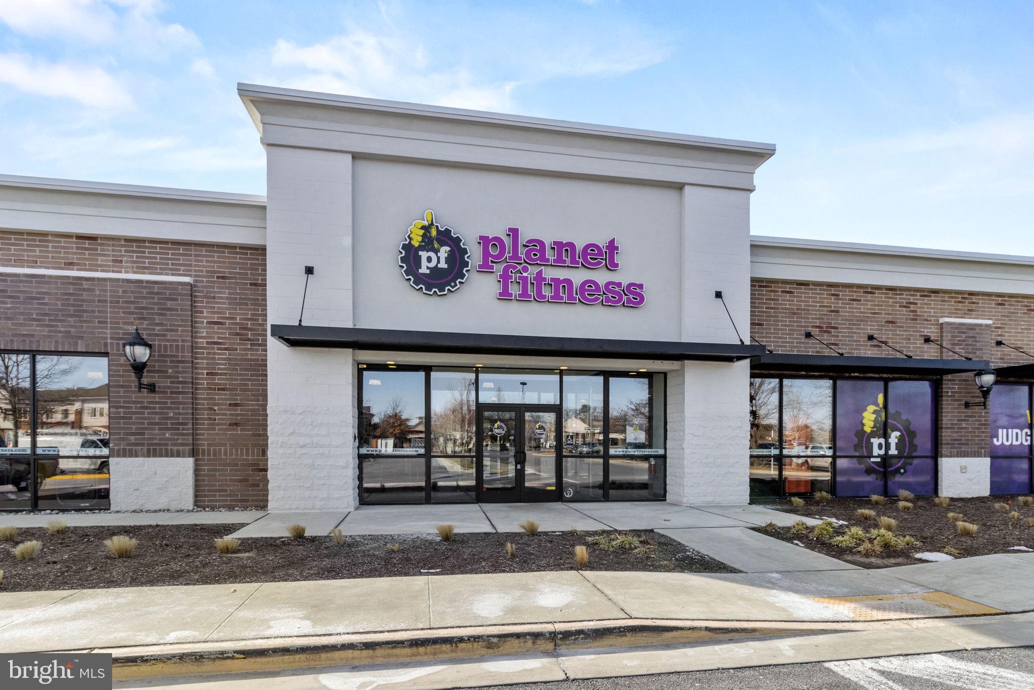 RATCLIFFE FARM - Land