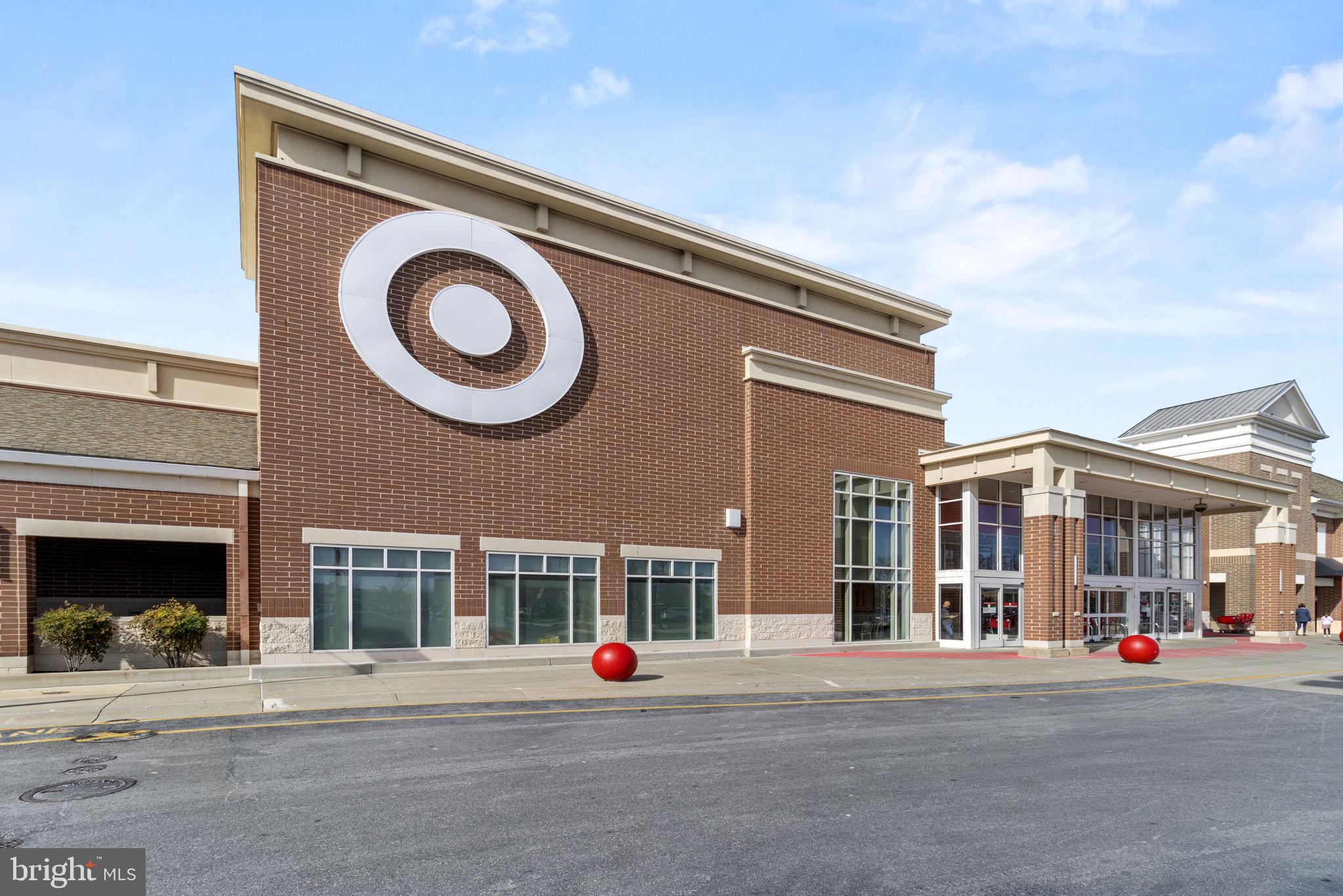 RATCLIFFE FARM - Land