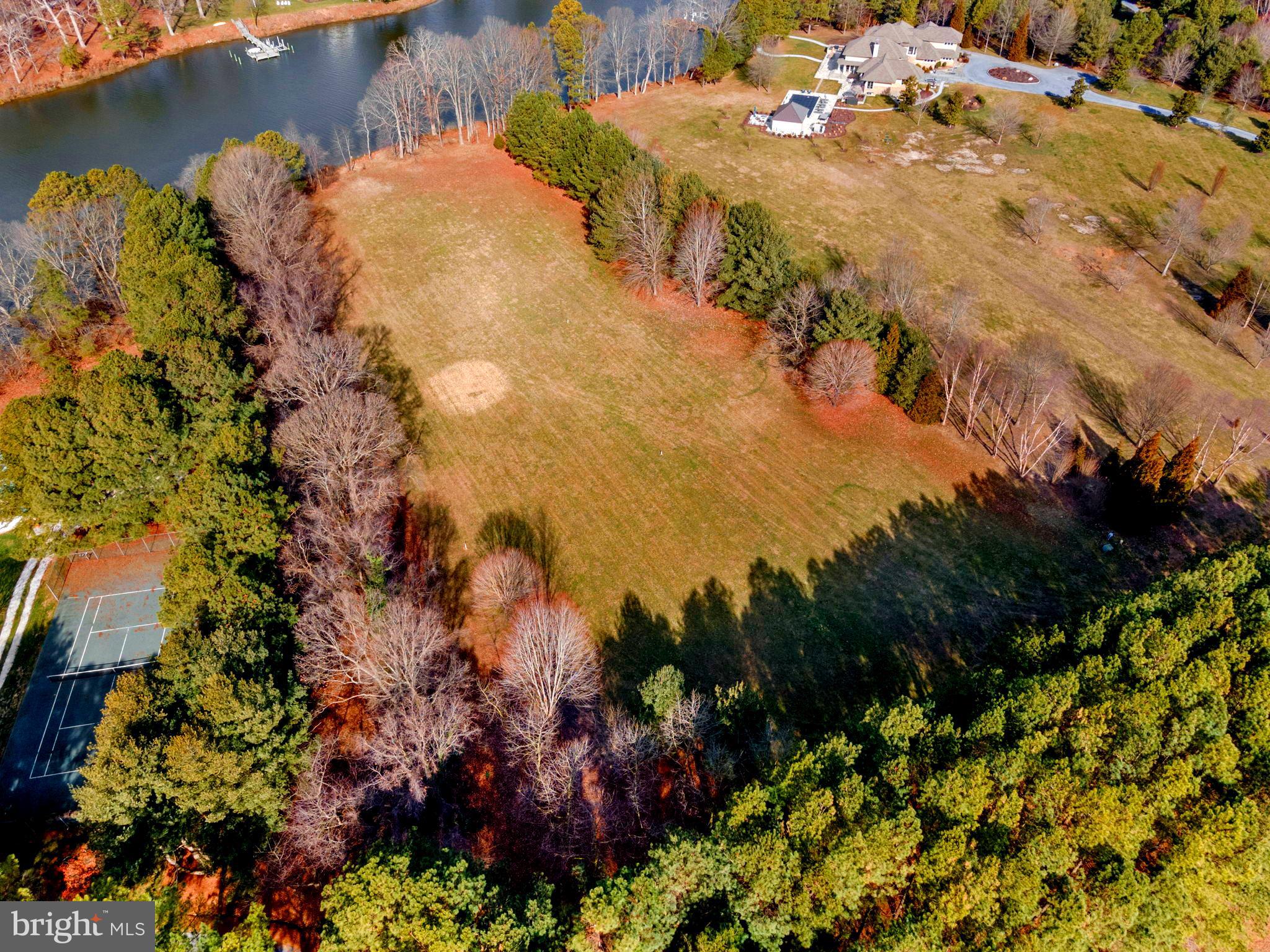 RATCLIFFE FARM - Land