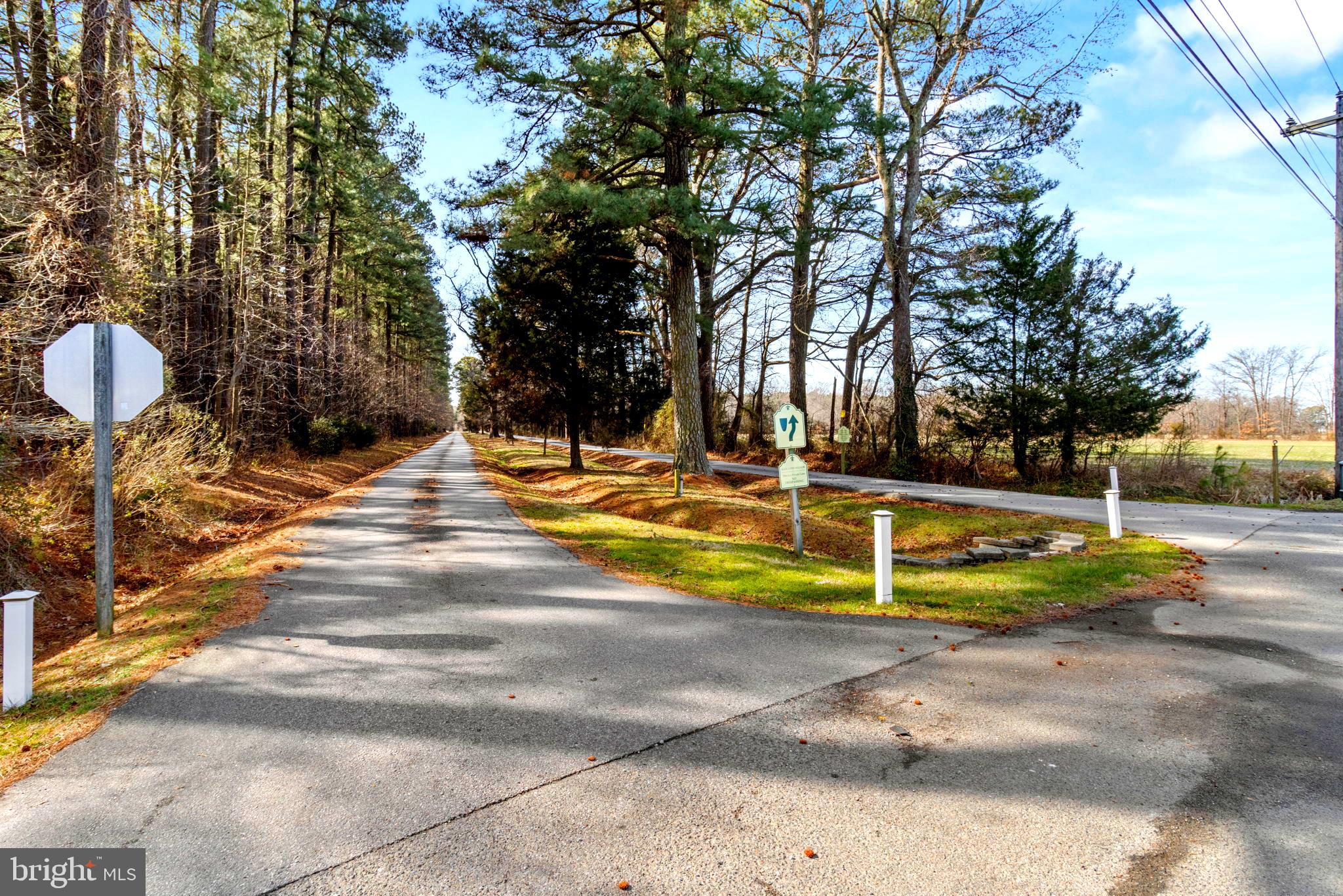 RATCLIFFE FARM - Land