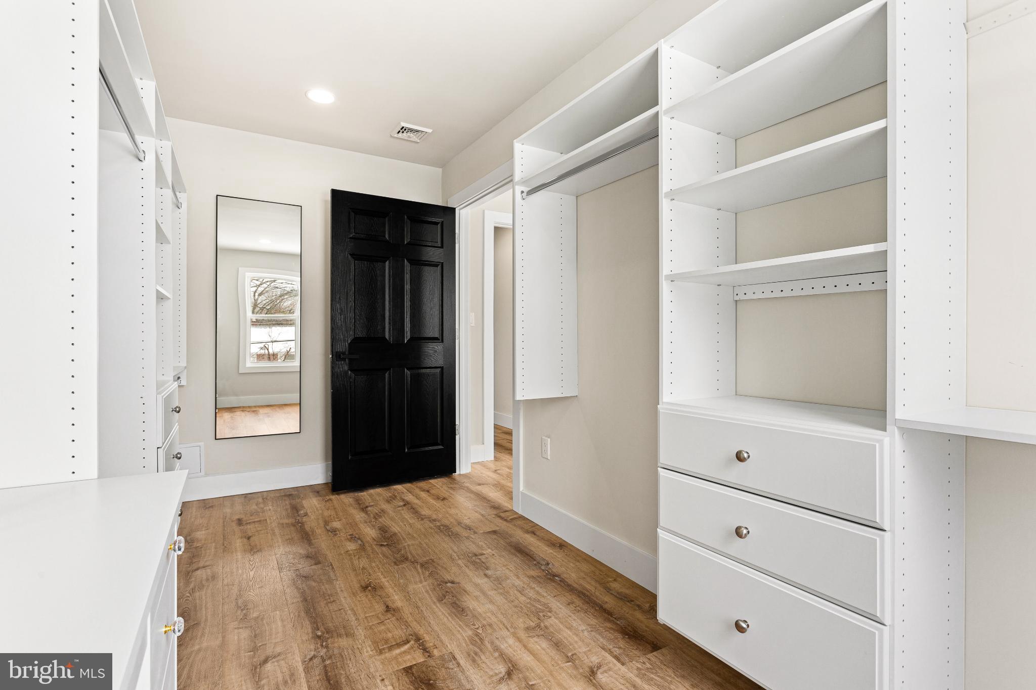 BARLOW - Residential