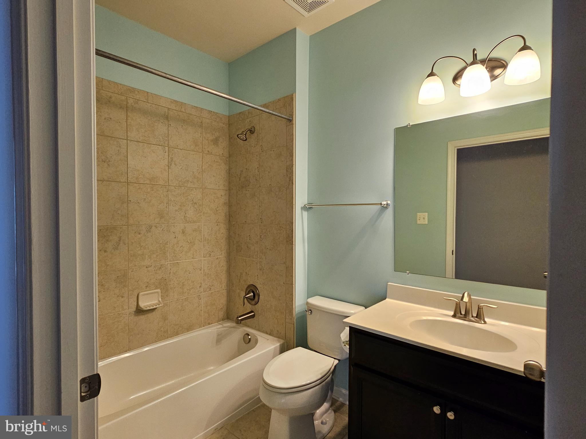 PLANTATION LAKES - Residential