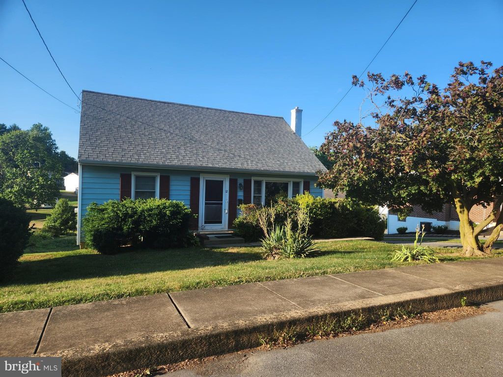 Photo of 12 Circle Road, Millersville, PA 17551 (MLS # PALA2052942)