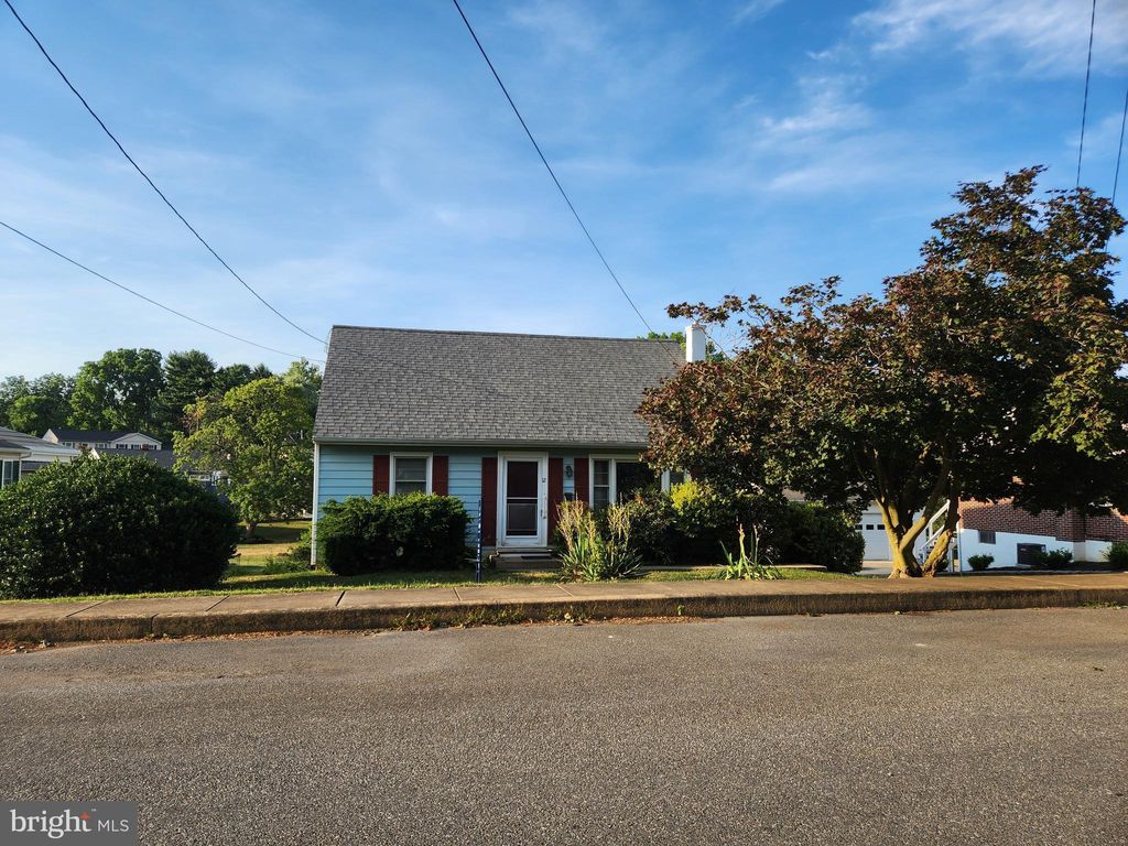 Photo of 12 Circle Road, Millersville, PA 17551 (MLS # PALA2052942)