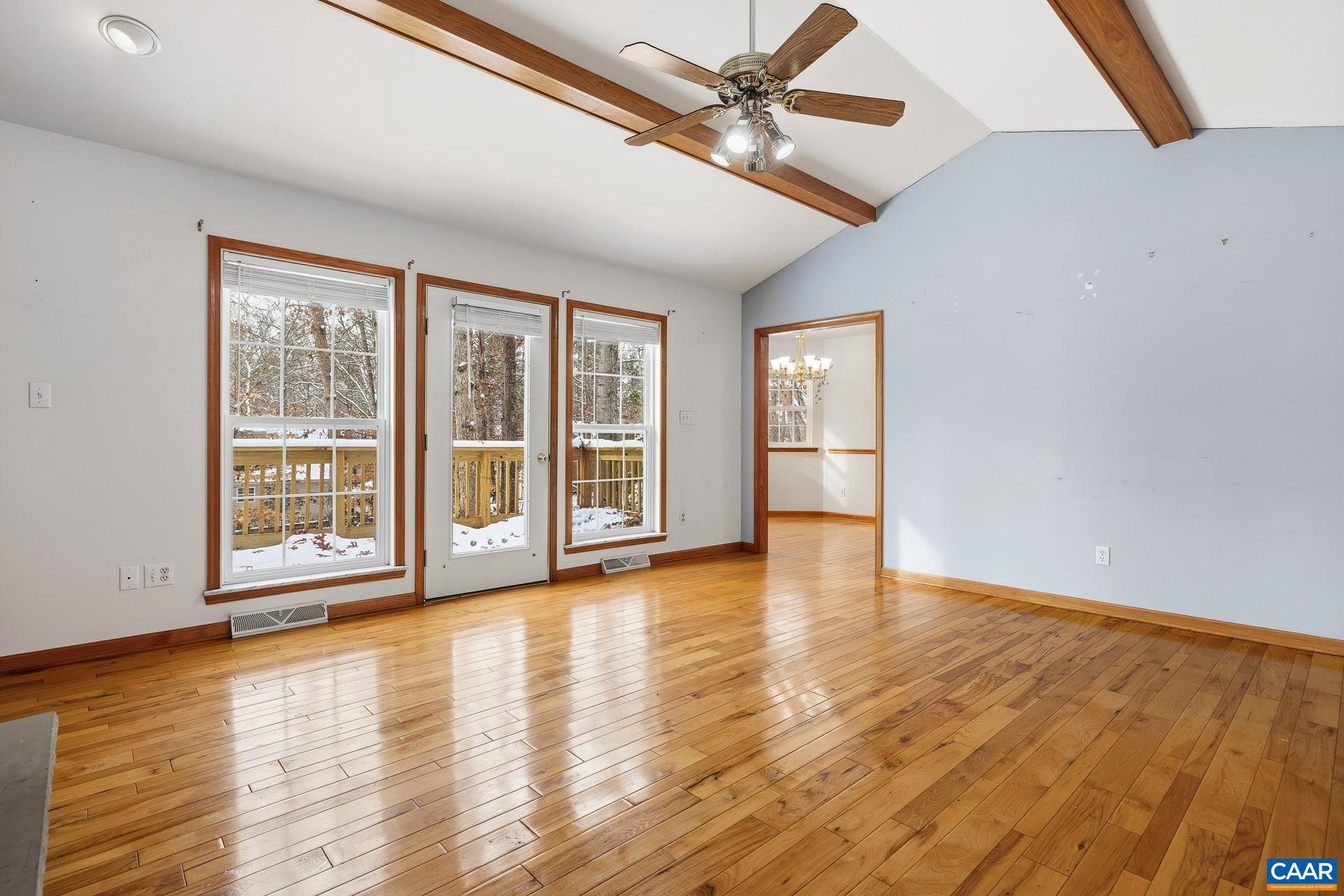 LAKE MONTICELLO - Residential