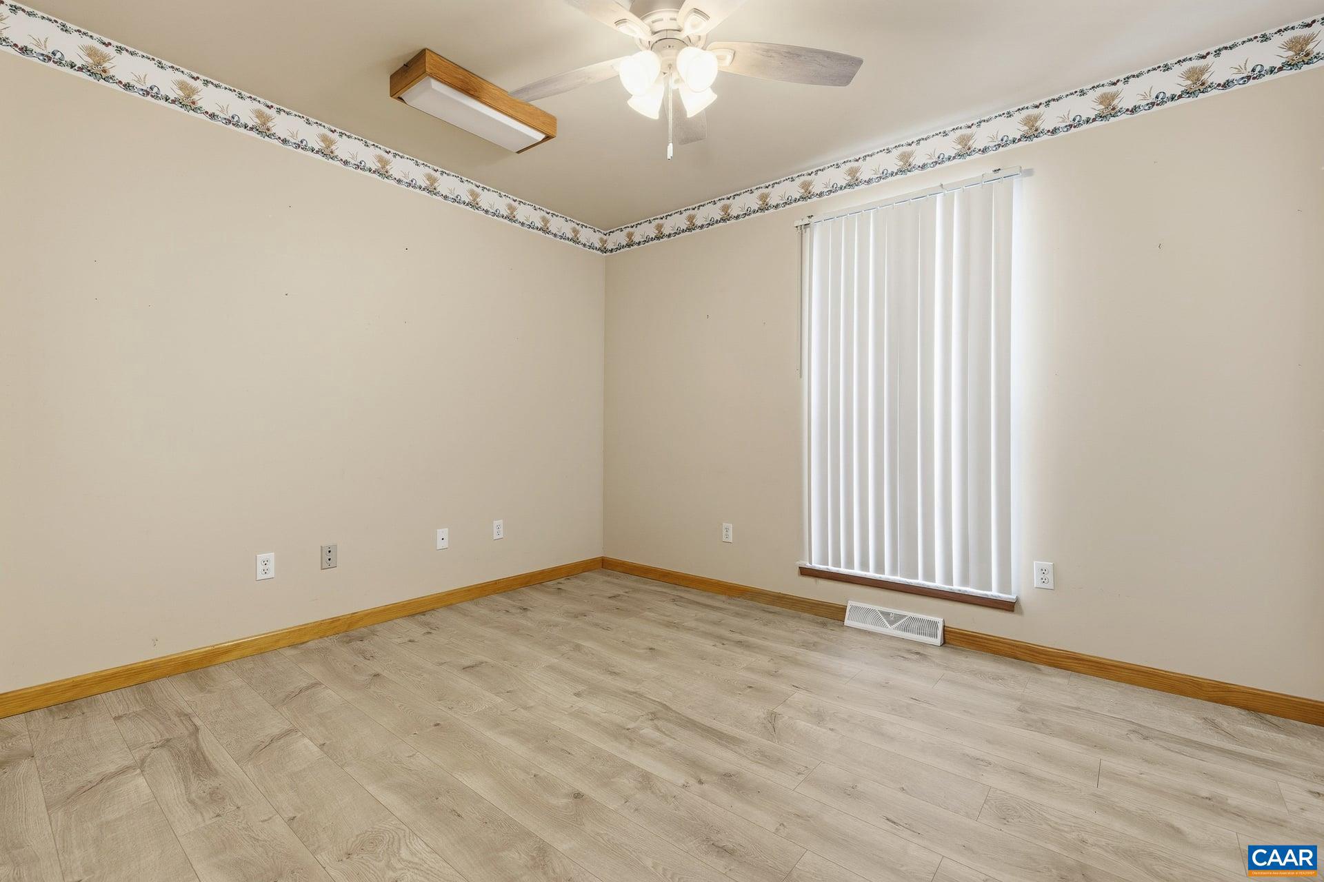 LAKE MONTICELLO - Residential