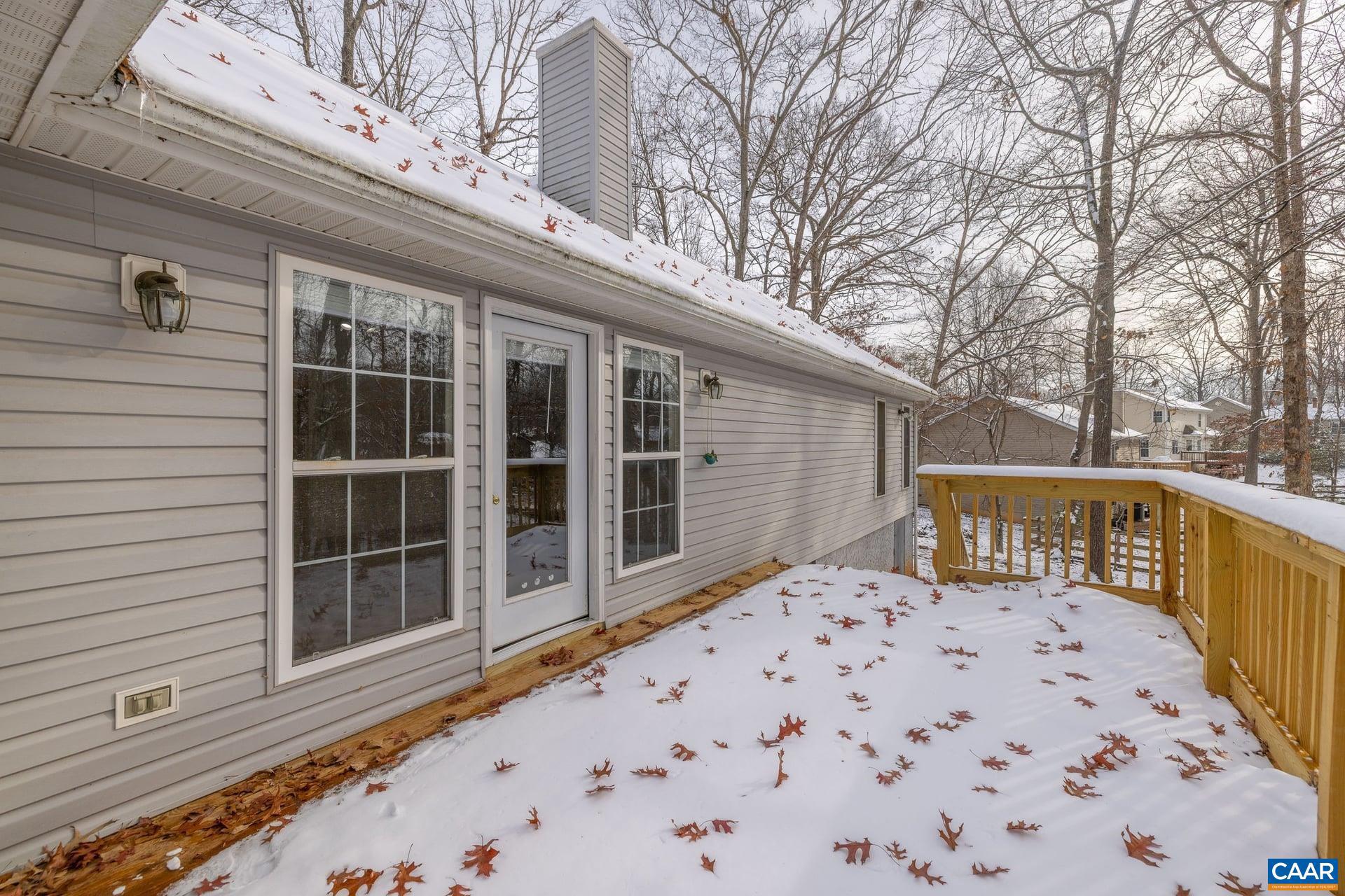 LAKE MONTICELLO - Residential