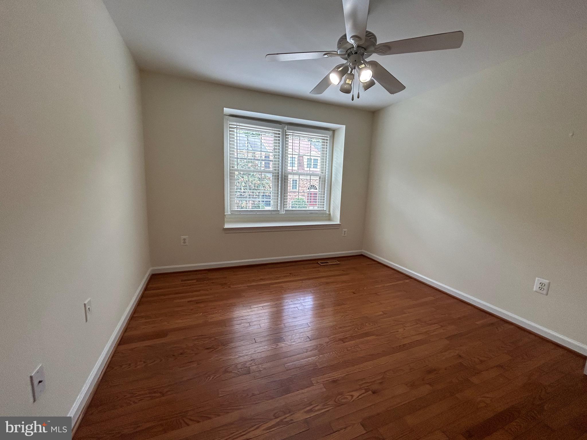 OLD GEORGETOWN VILLAGE - Residential Lease