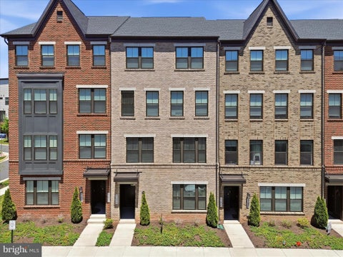 Photo of 43476 Stonewood Crossing Terrace, ASHBURN, VA 20148 (MLS # VALO2126746)