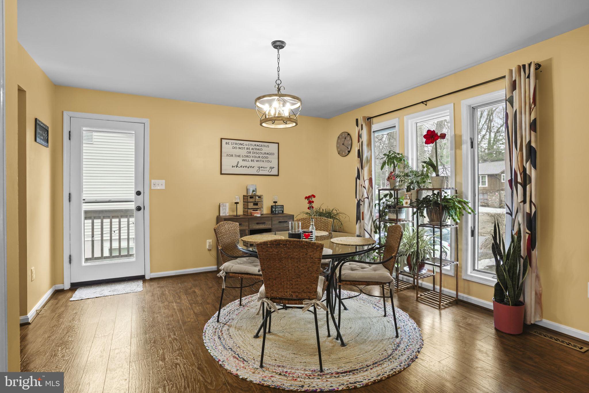 DRUM POINT - Residential