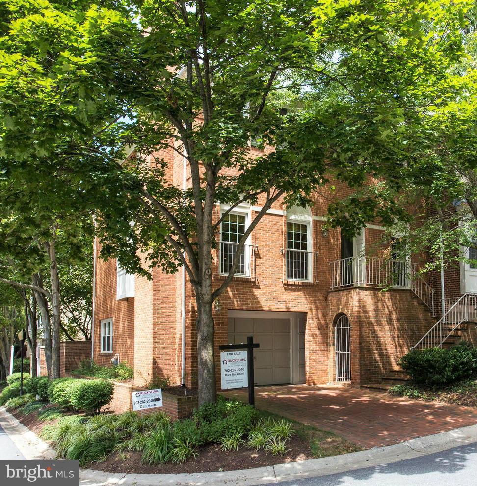 STONEYHURST CENTER - Residential